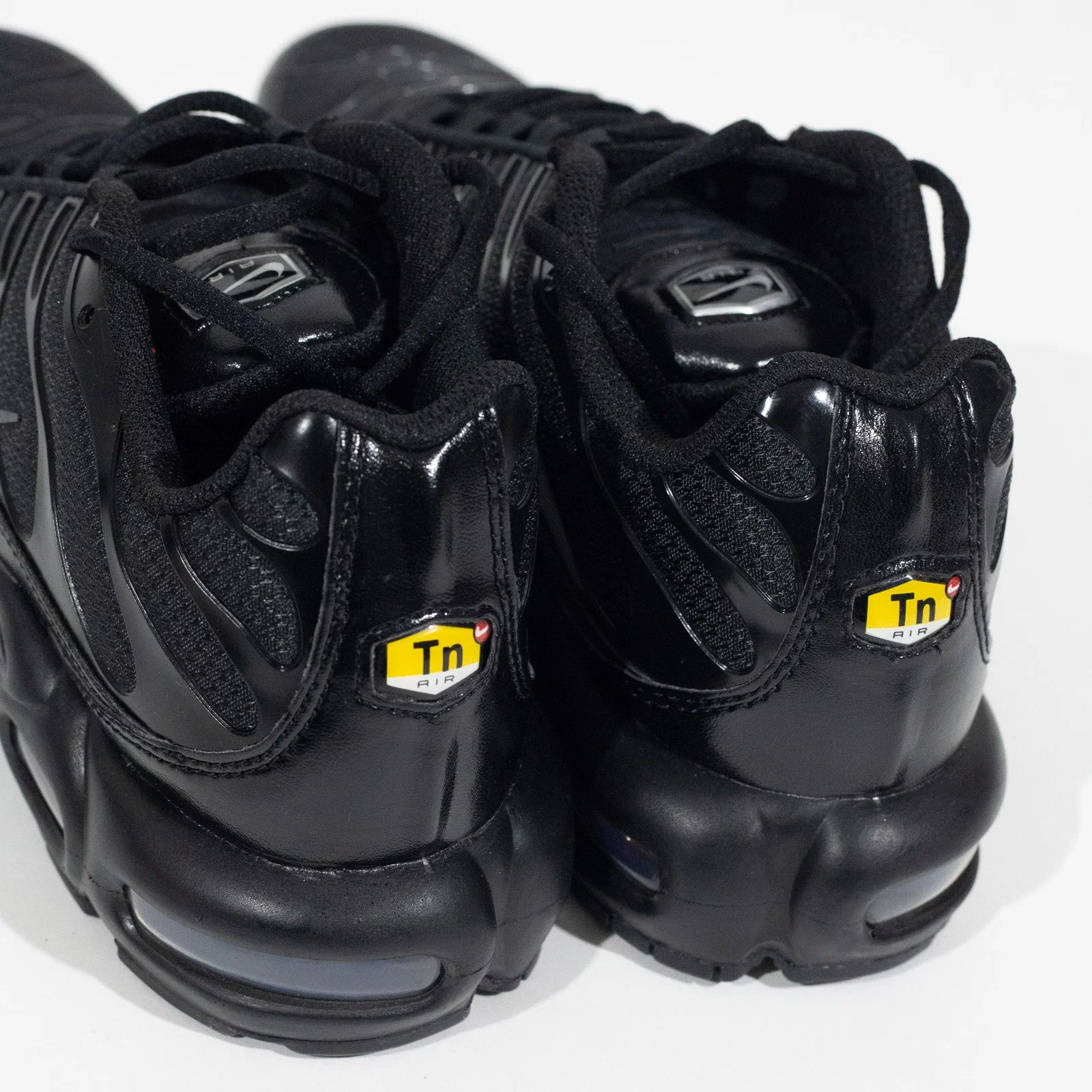 Nike Air Max Plus TN All Black — foto 6