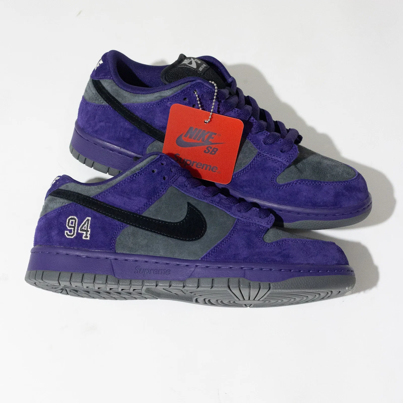 Nike x Supreme Dunk Low SB Roxo