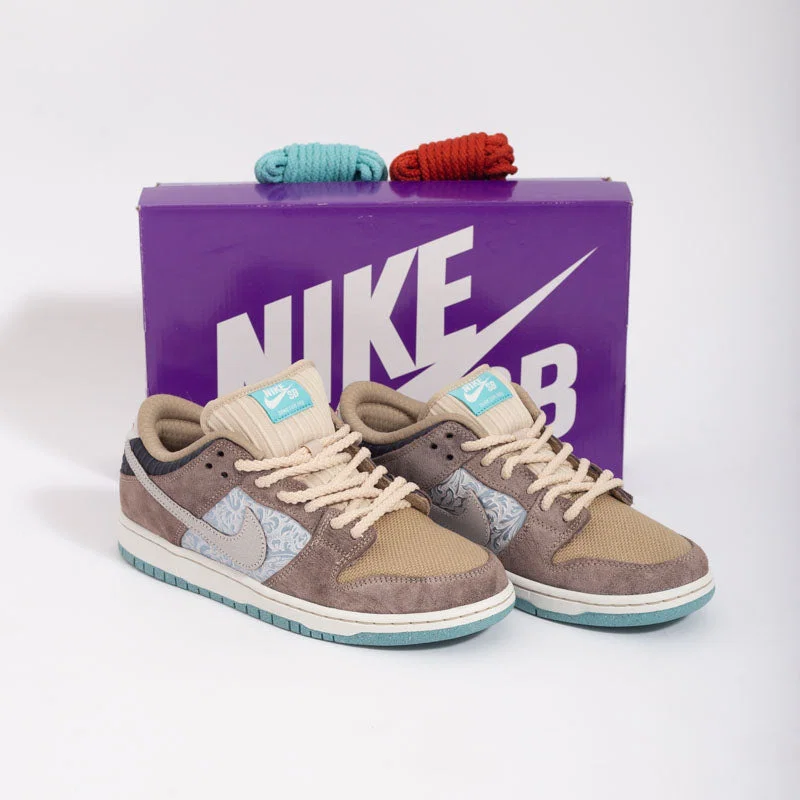 Nike Dunk Low SB Big Money Savings
