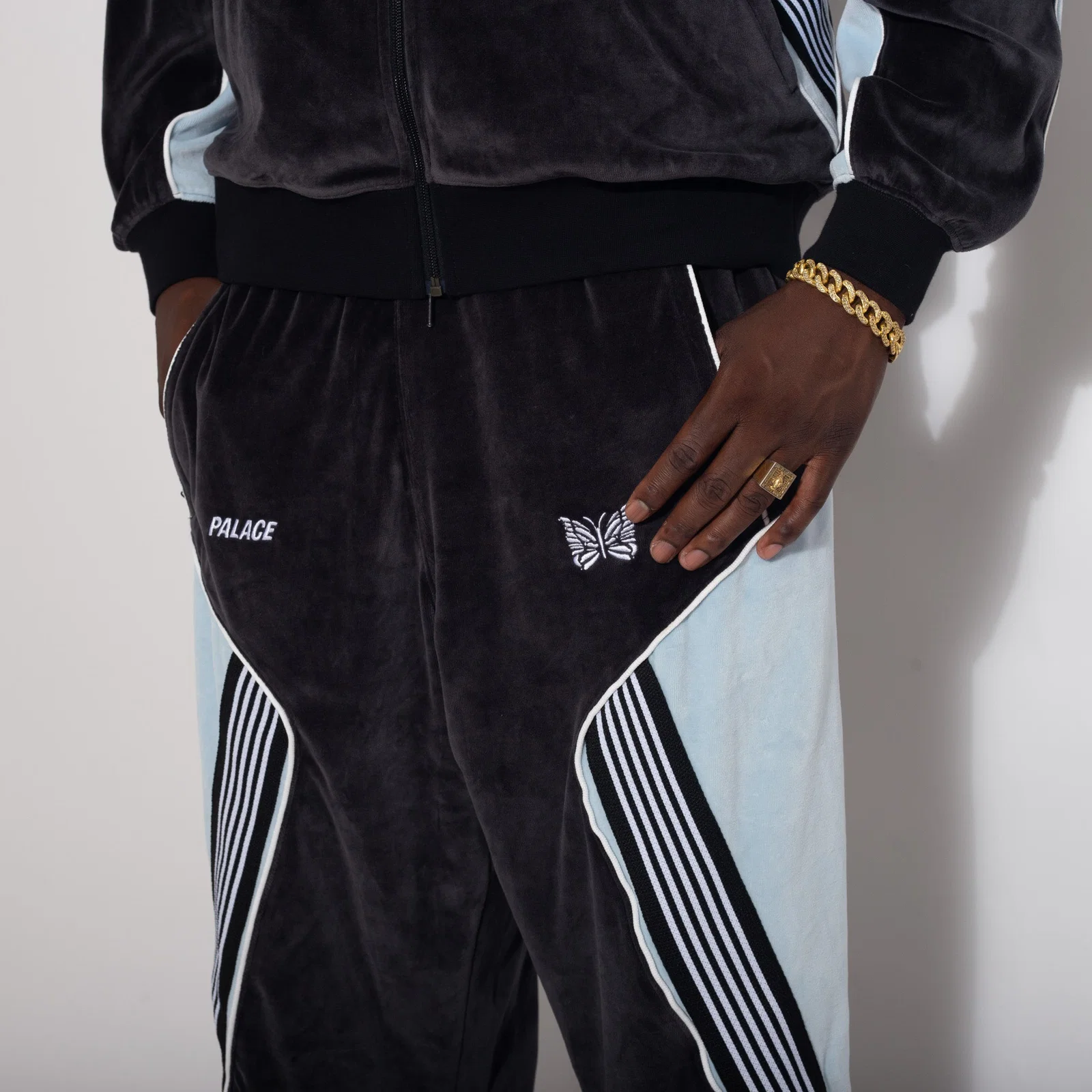 Calça Palace x Needles