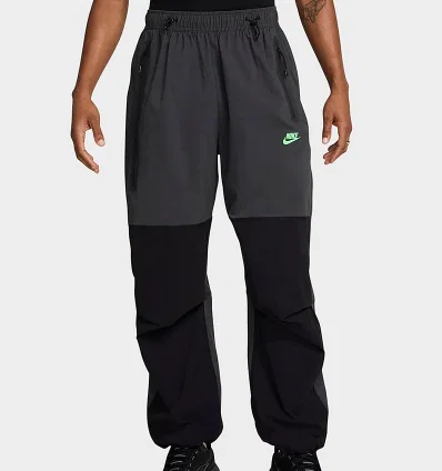 Calça Nike Tech Woven Preta — foto 2