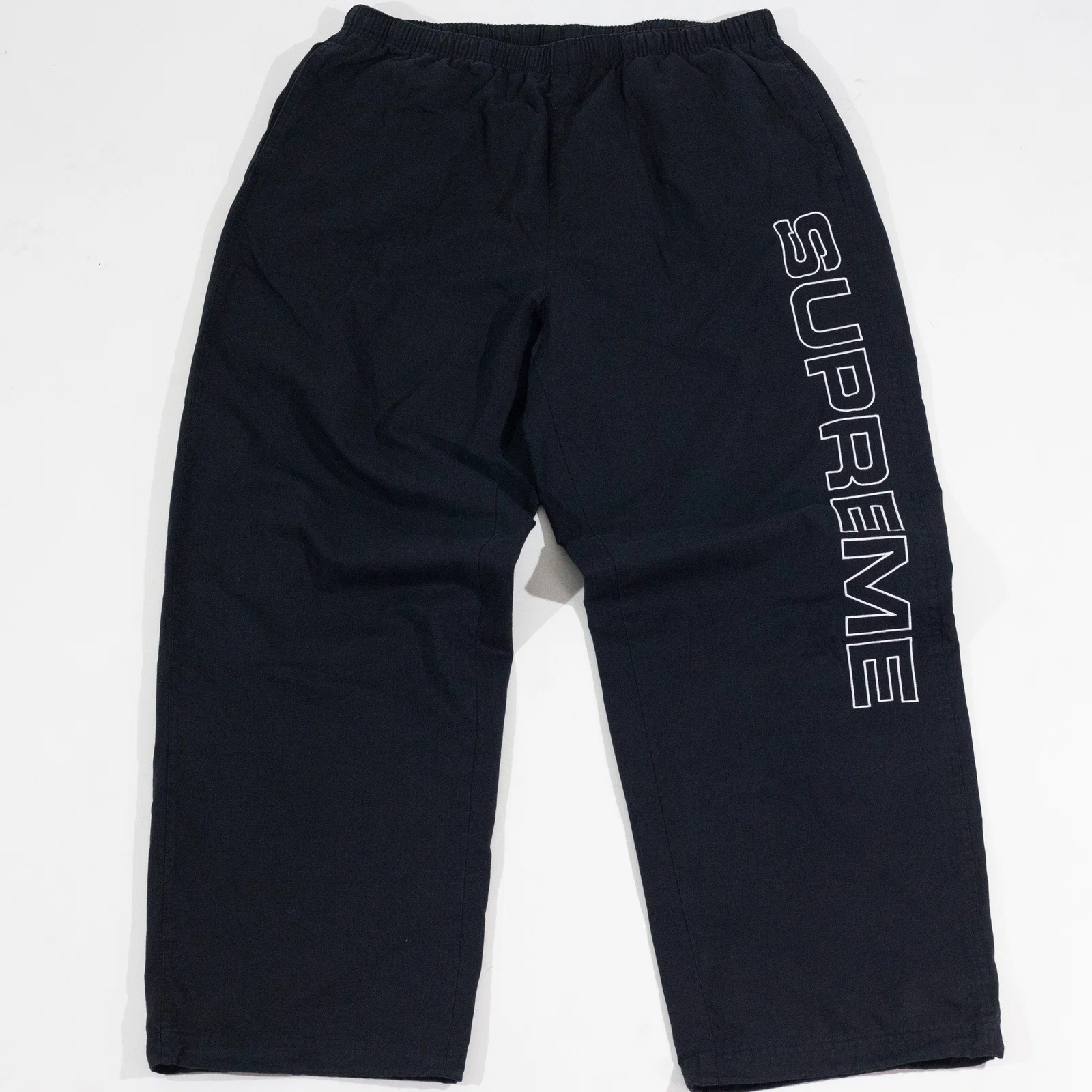 Calça Supreme Spellout Embroidered — foto 3