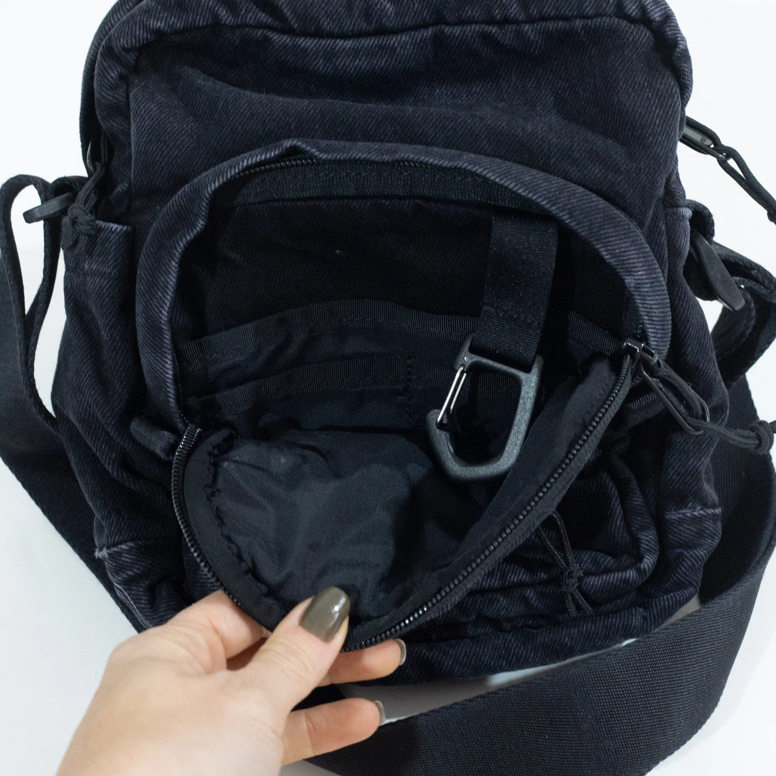 Shoulder Bag Supreme Denim Preta — foto 5