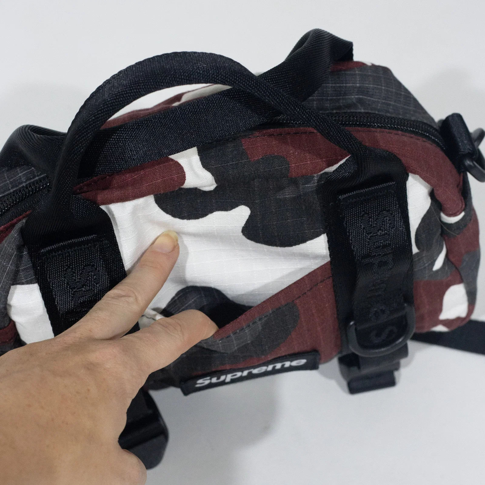 Mini Duffle Bag Supreme Cordura Camo SS26 — foto 4