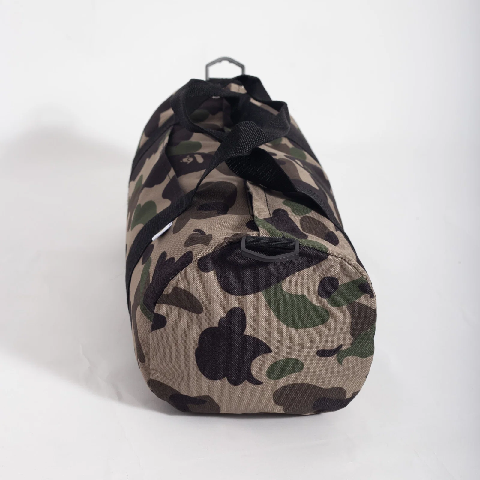 Mini Duffle Bag BAPE Dark Camo — foto 4