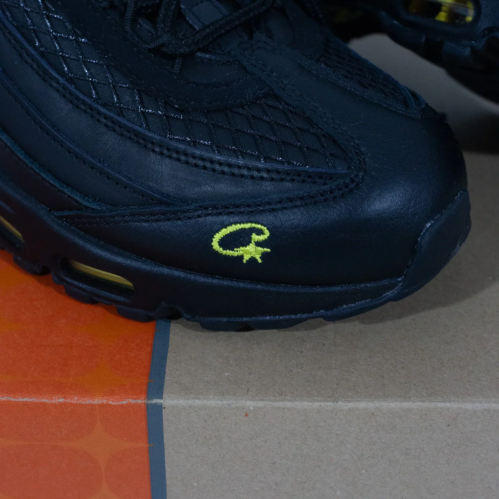 Aix Max Nike x Corteiz Honey Black — foto 2