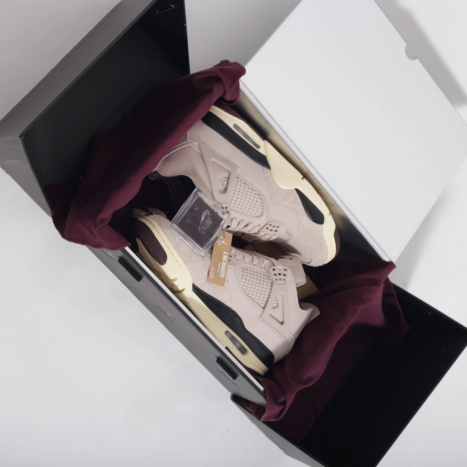 Nike A Ma Maniere x Air Jordan 4 "Fossil Stone" — foto 4