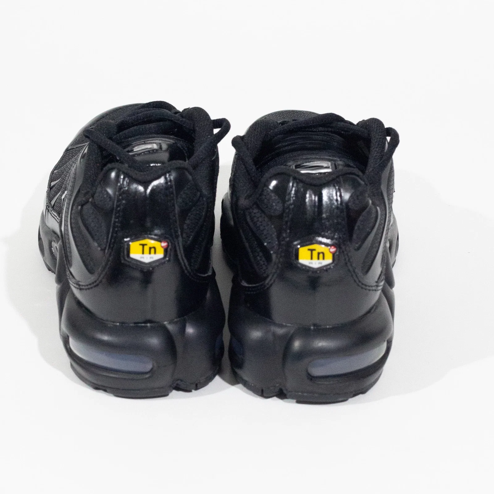 Nike Air Max Plus TN All Black — foto 2