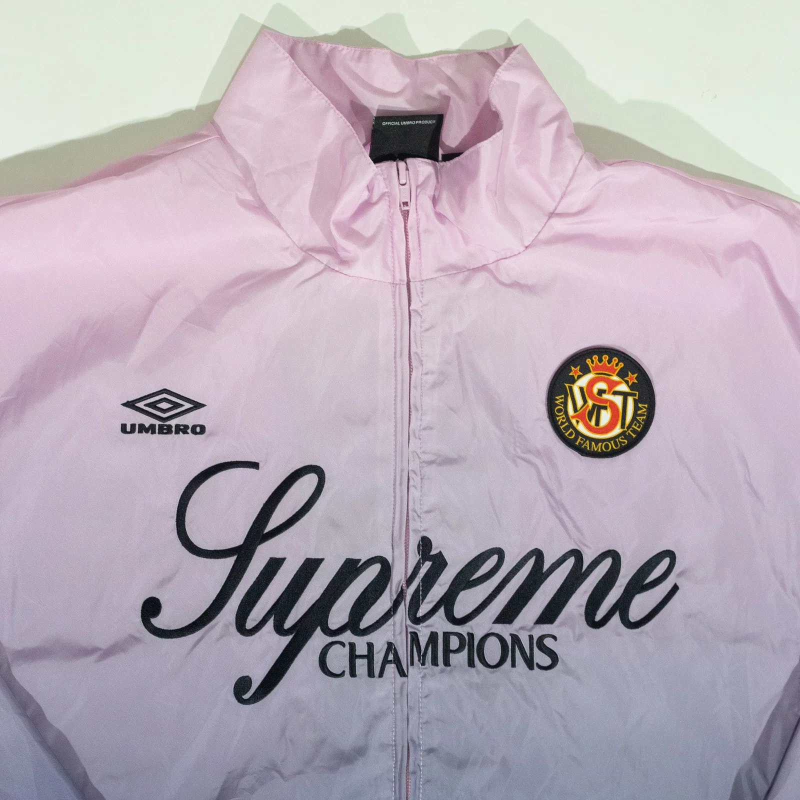 Conjunto Supreme x Umbro Track Gradient Rosa — foto 3
