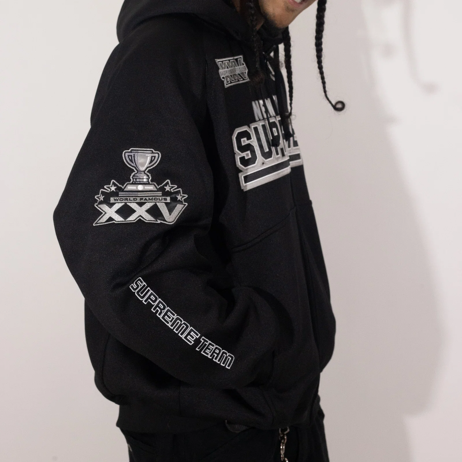 Jaqueta Supreme Football Preto — foto 3