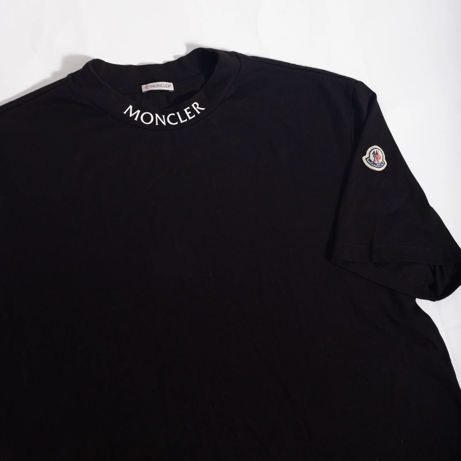 Camiseta Moncler (NOVA) — foto 2