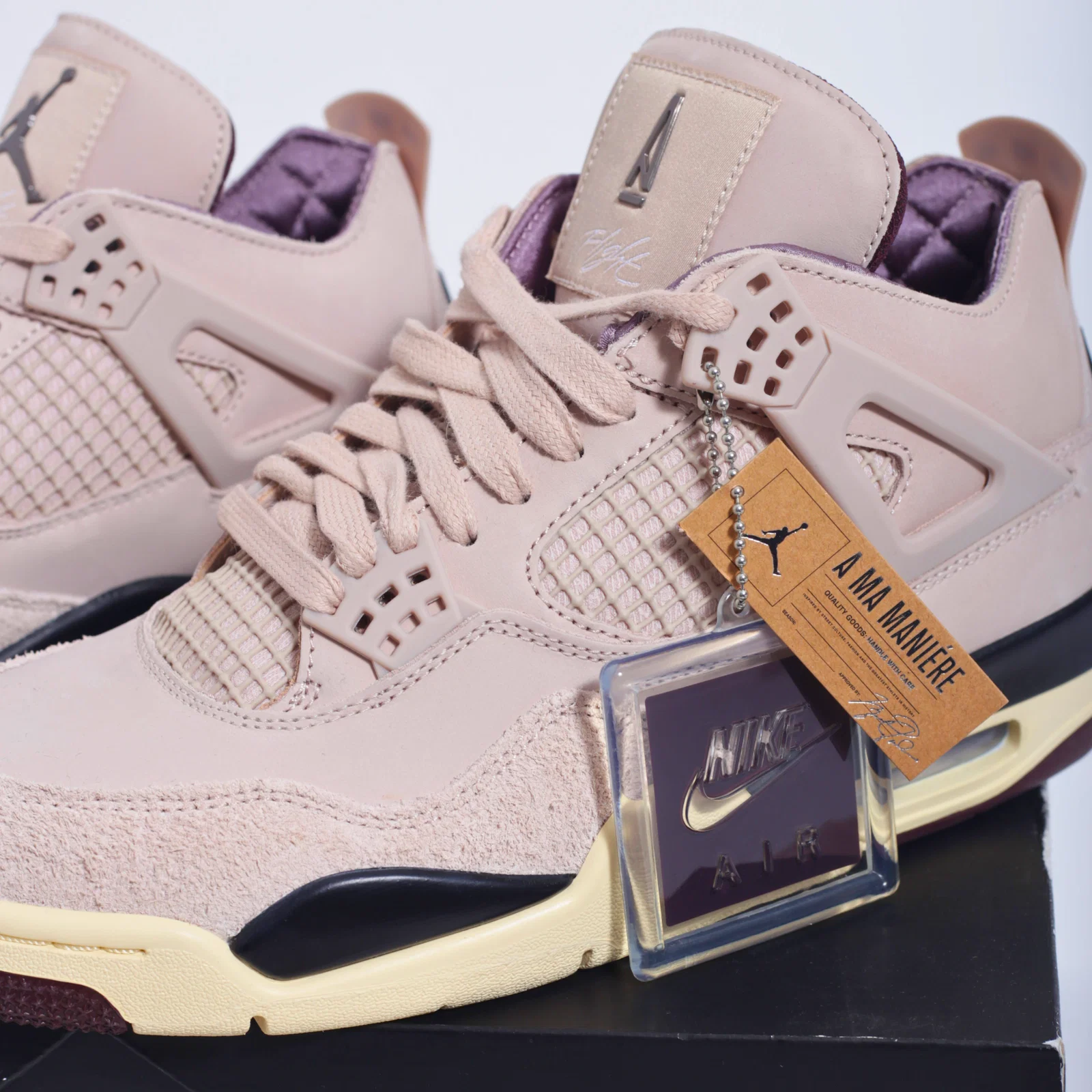 Nike A Ma Maniere x Air Jordan 4 "Fossil Stone" — foto 2