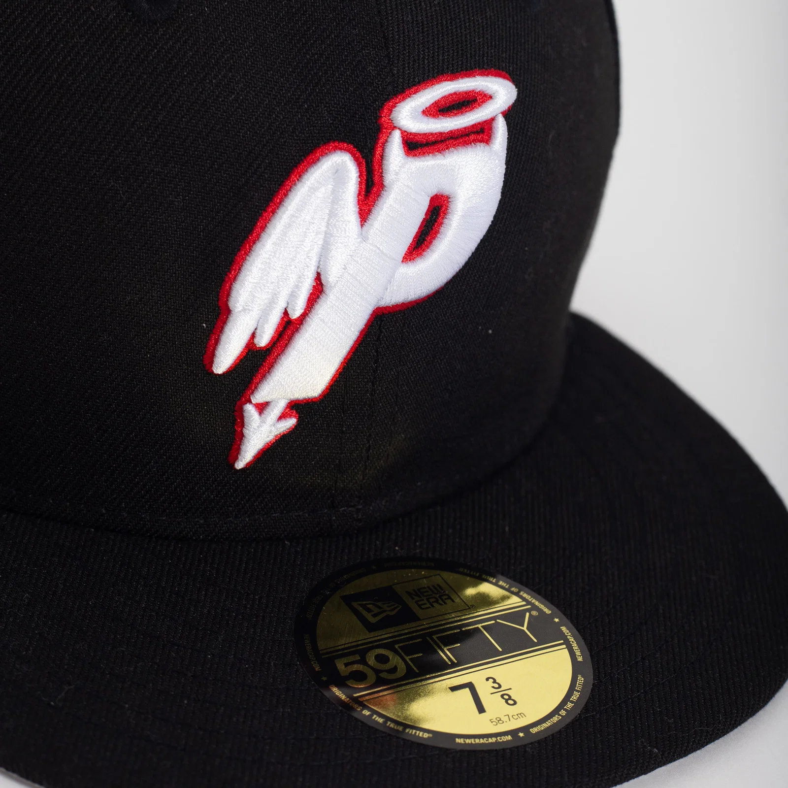 Bone Palace x New Era Heaven and Hell 7 3/8 — foto 2