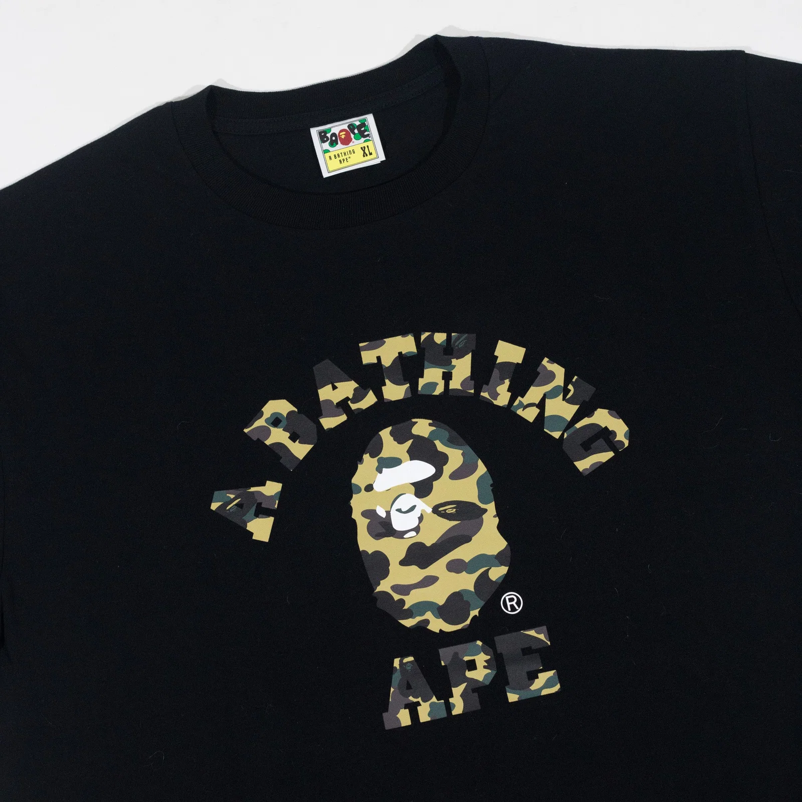 Camiseta BAPE 1st Camo College Preta — foto 2