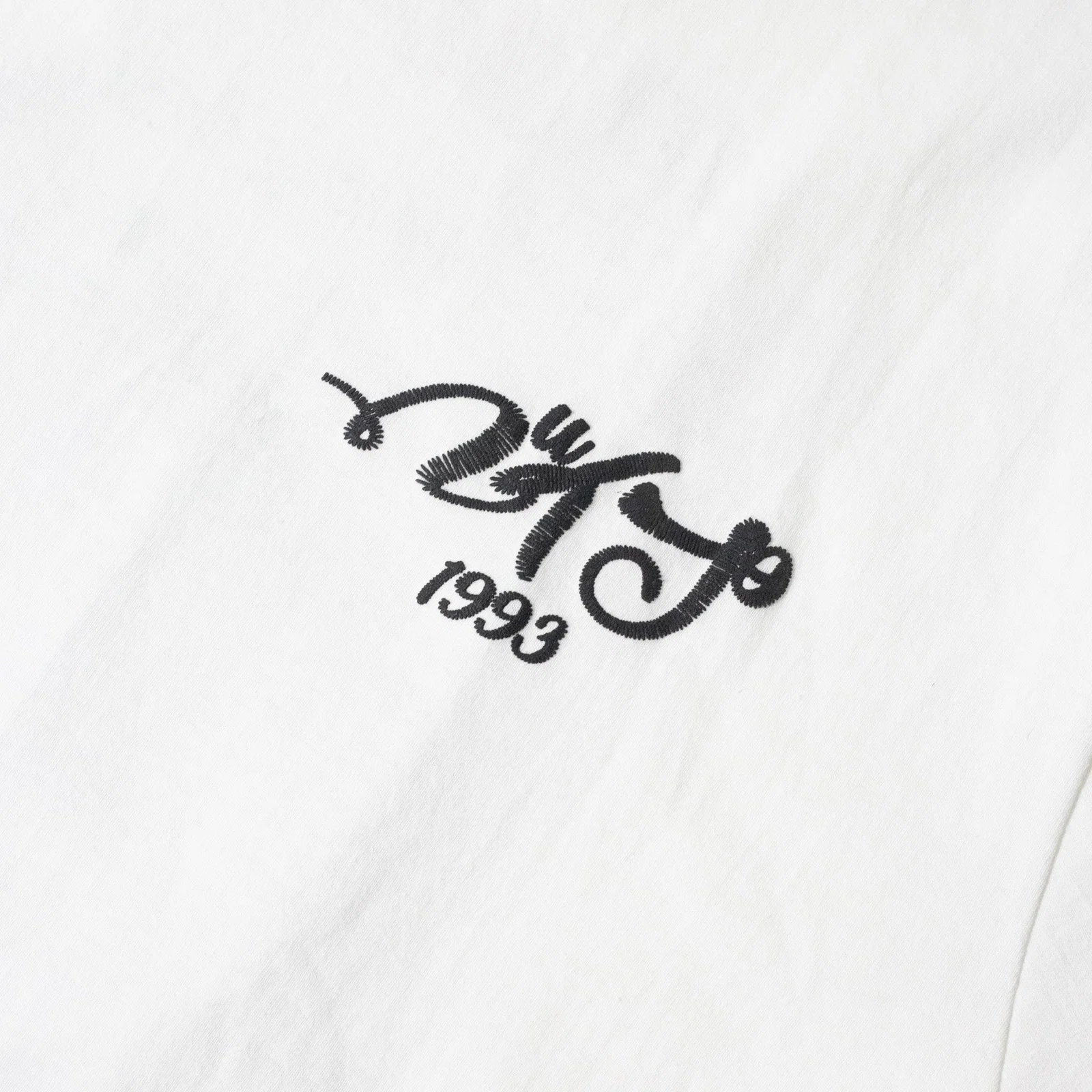 Camiseta BAPE Embroidery Style Souvenir Branca — foto 7