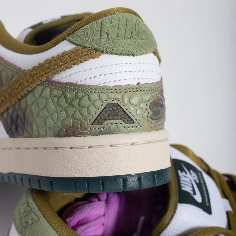 Nike SB Dunk Low Pro x Alexis Sablone Camaleão — foto 4