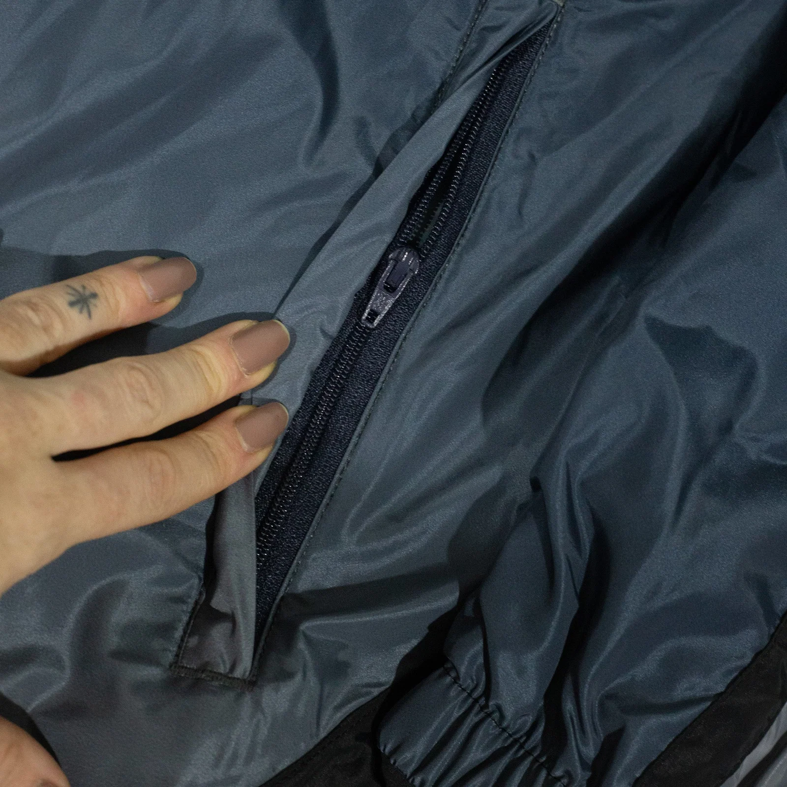 Conjunto Supreme x Umbro Track Gradient Preto — foto 7