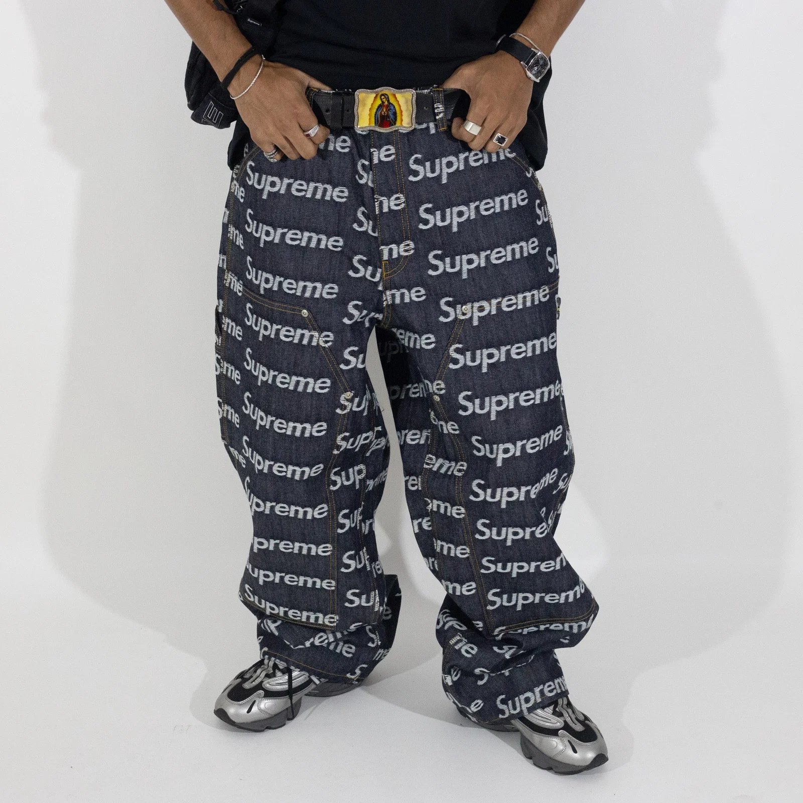 Calça Supreme jeans Jacquard Logos Double Azul — foto 3