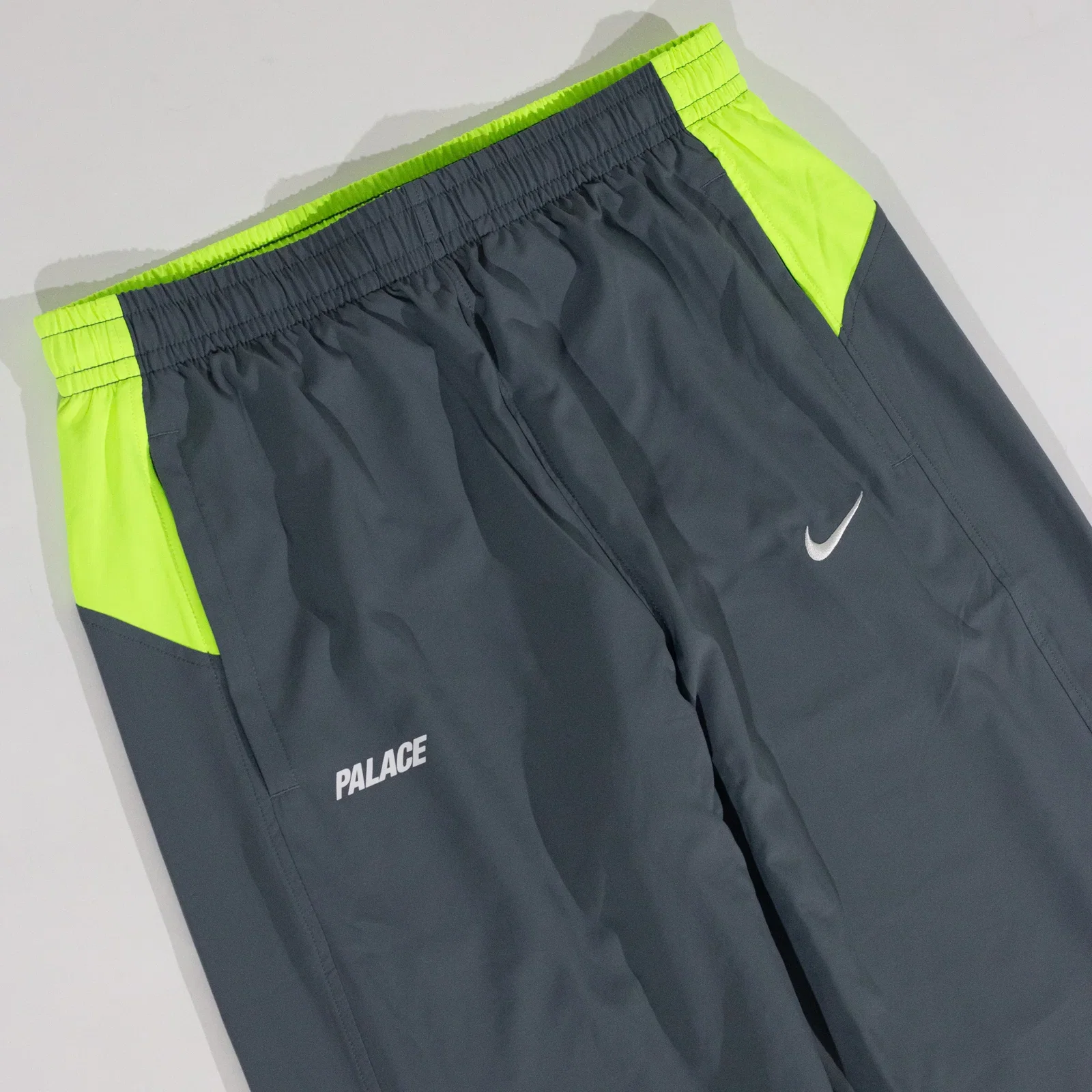 Conjunto Palace Skateboards x Nike - Total 90 ‘P90’ cinza — foto 14