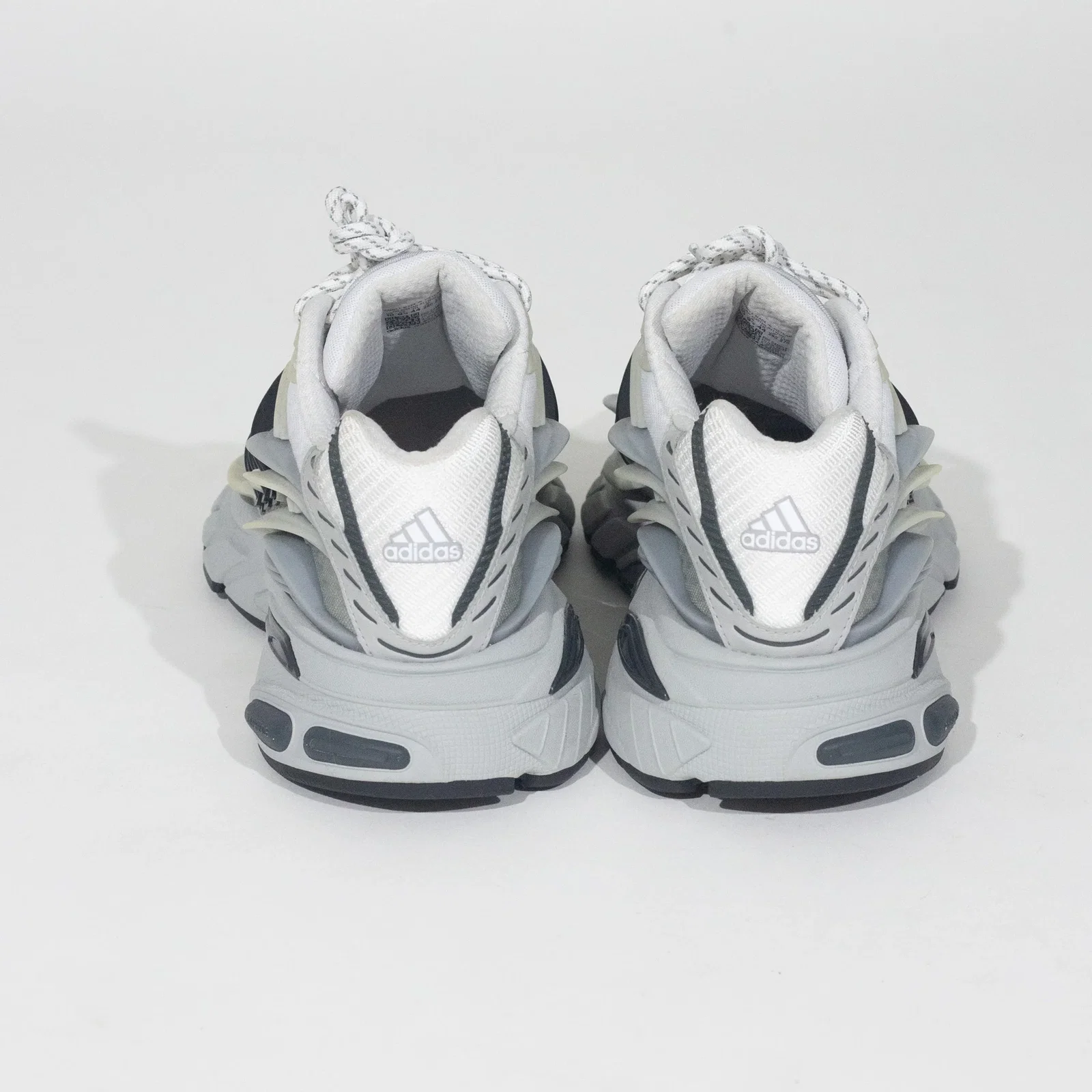 Adidas x Pharrell Williams -Adistar Jellyfish Solid Grey Clear Onix — foto 4