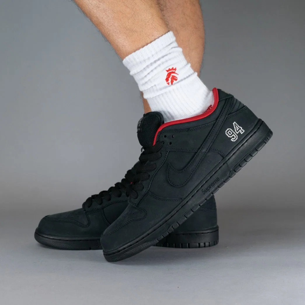 Nike x Supreme Dunk Low SB Preto — foto 4