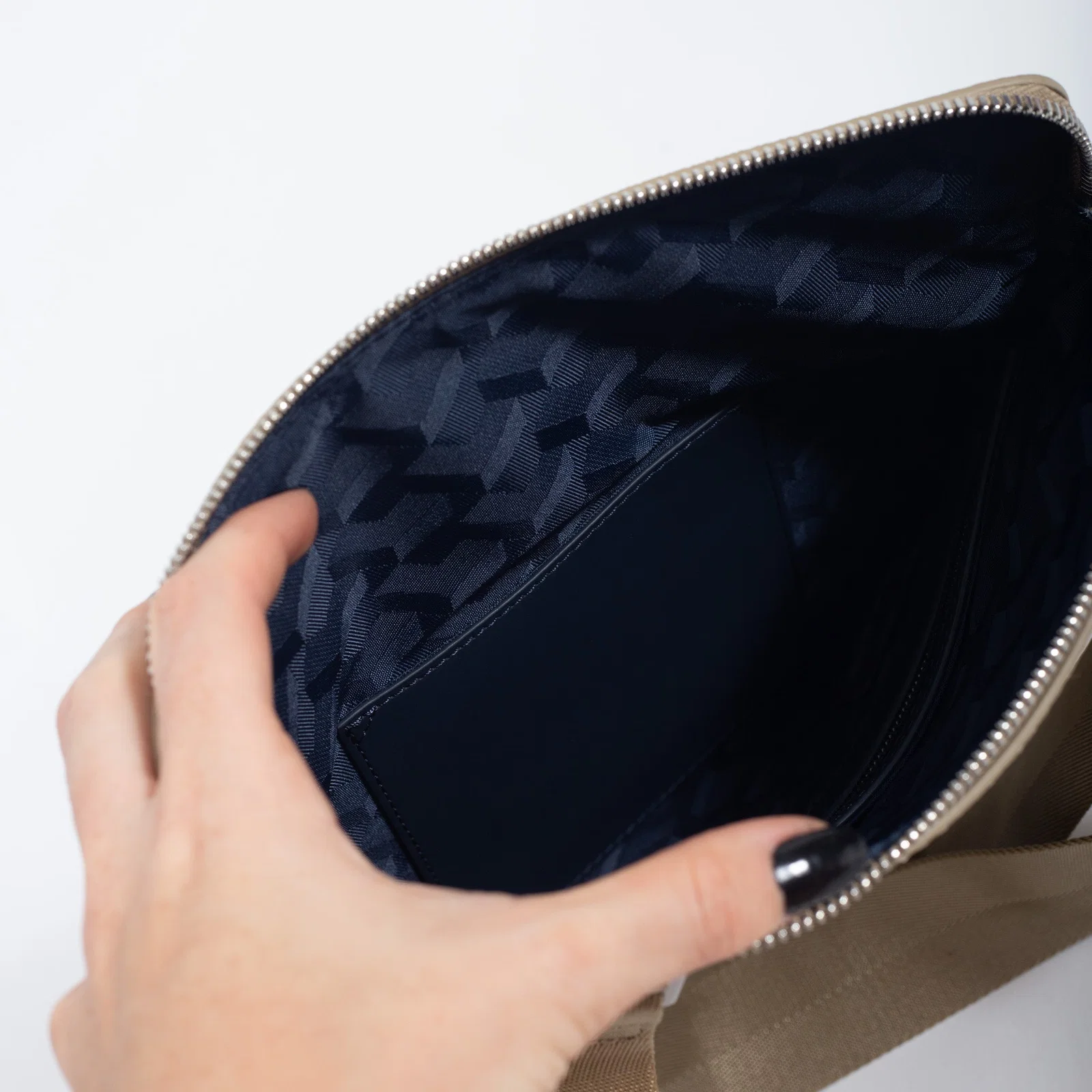 Shoulder Bag Lacoste (USADO) — foto 6
