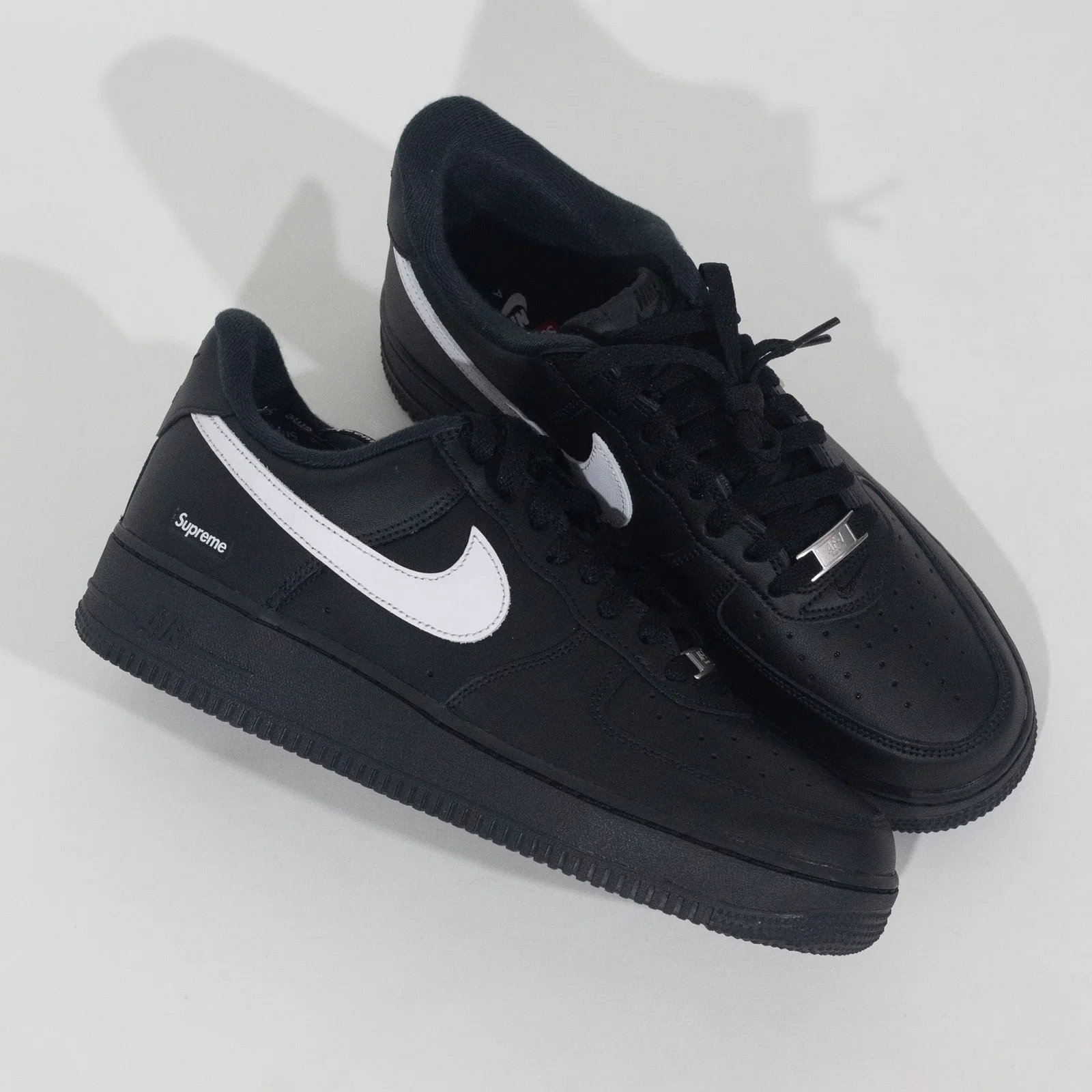 Nike Air Force x Supreme Preto — foto 2