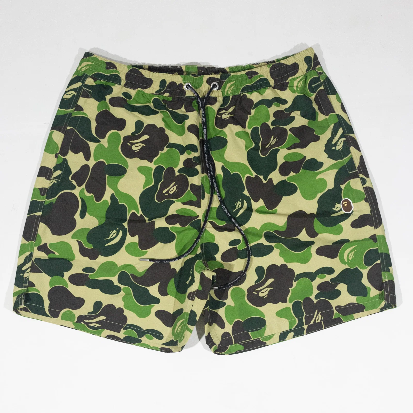 Bermuda BAPE Colour Camo One Point Beach Short Verde