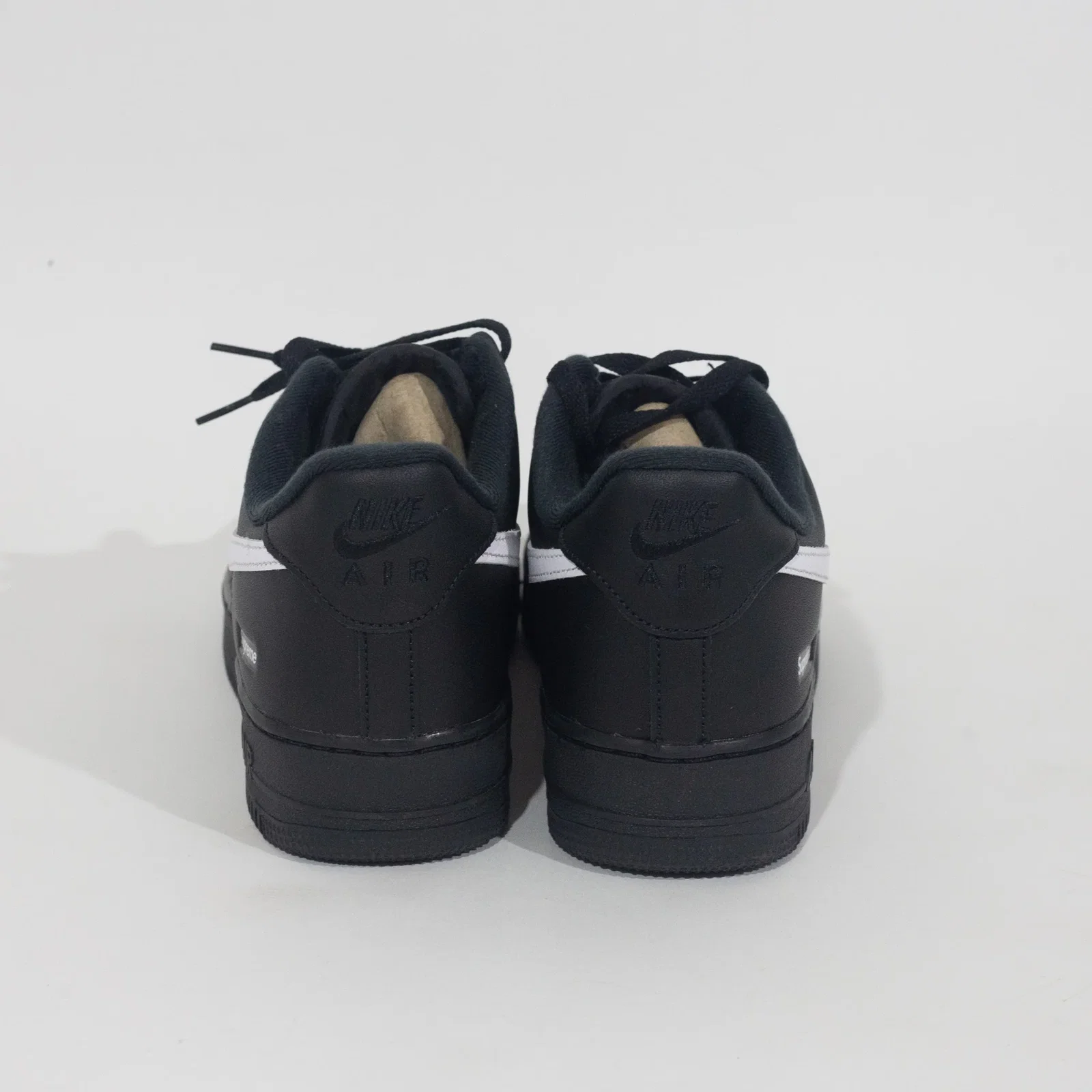 Nike Air Force x Supreme Preto — foto 6