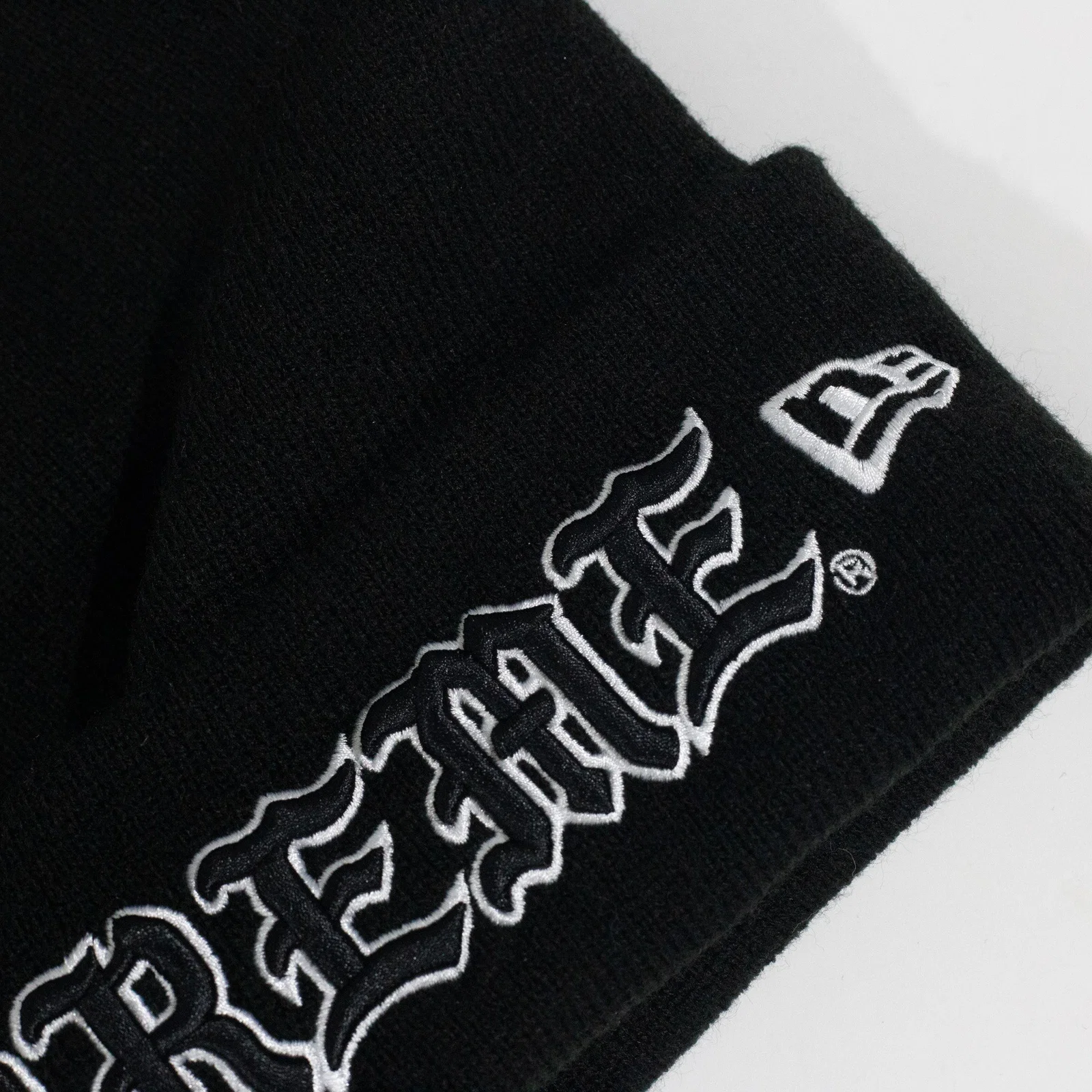 Touca Supreme New Era Old English — foto 5