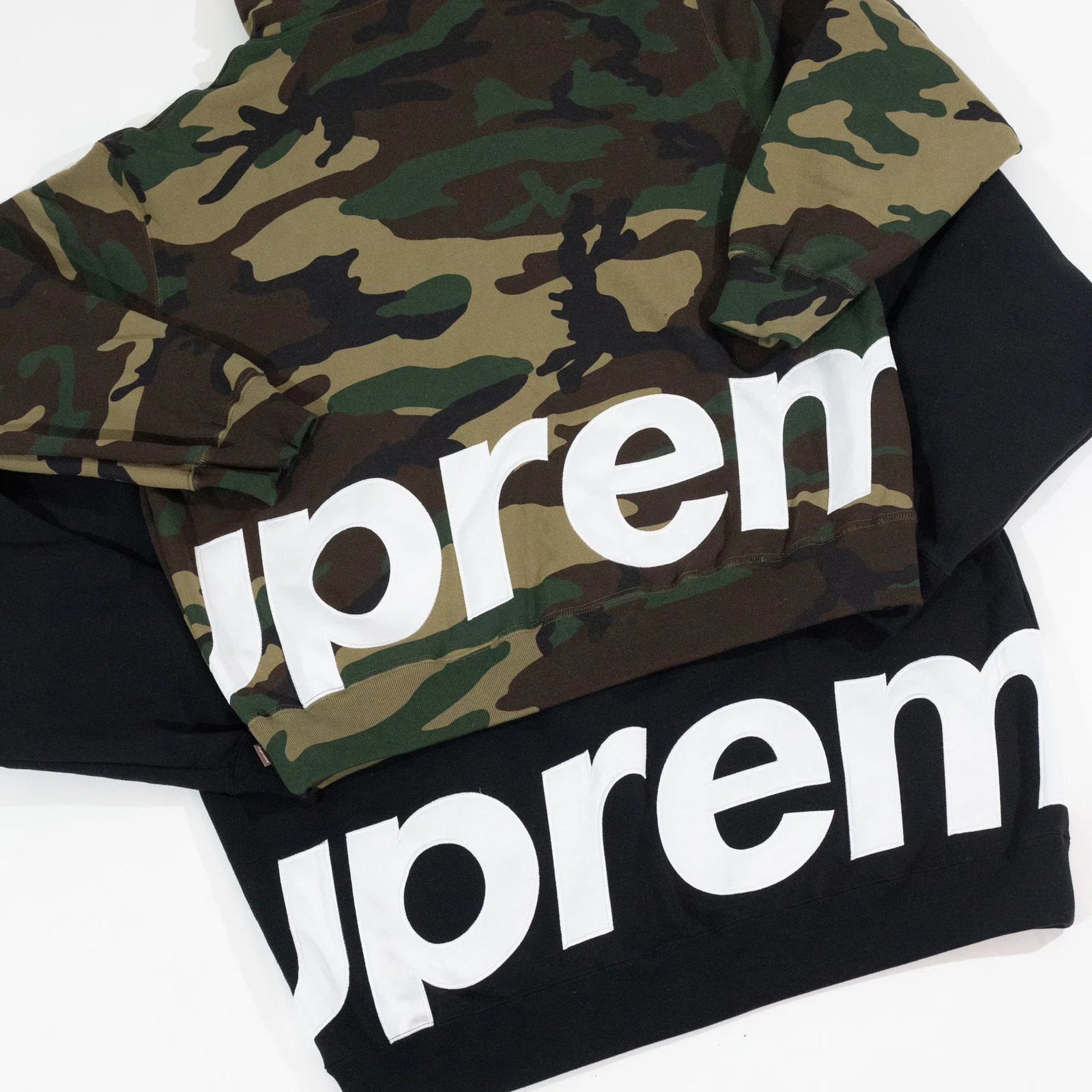 Jaqueta Supreme Big Logo Camo — foto 7