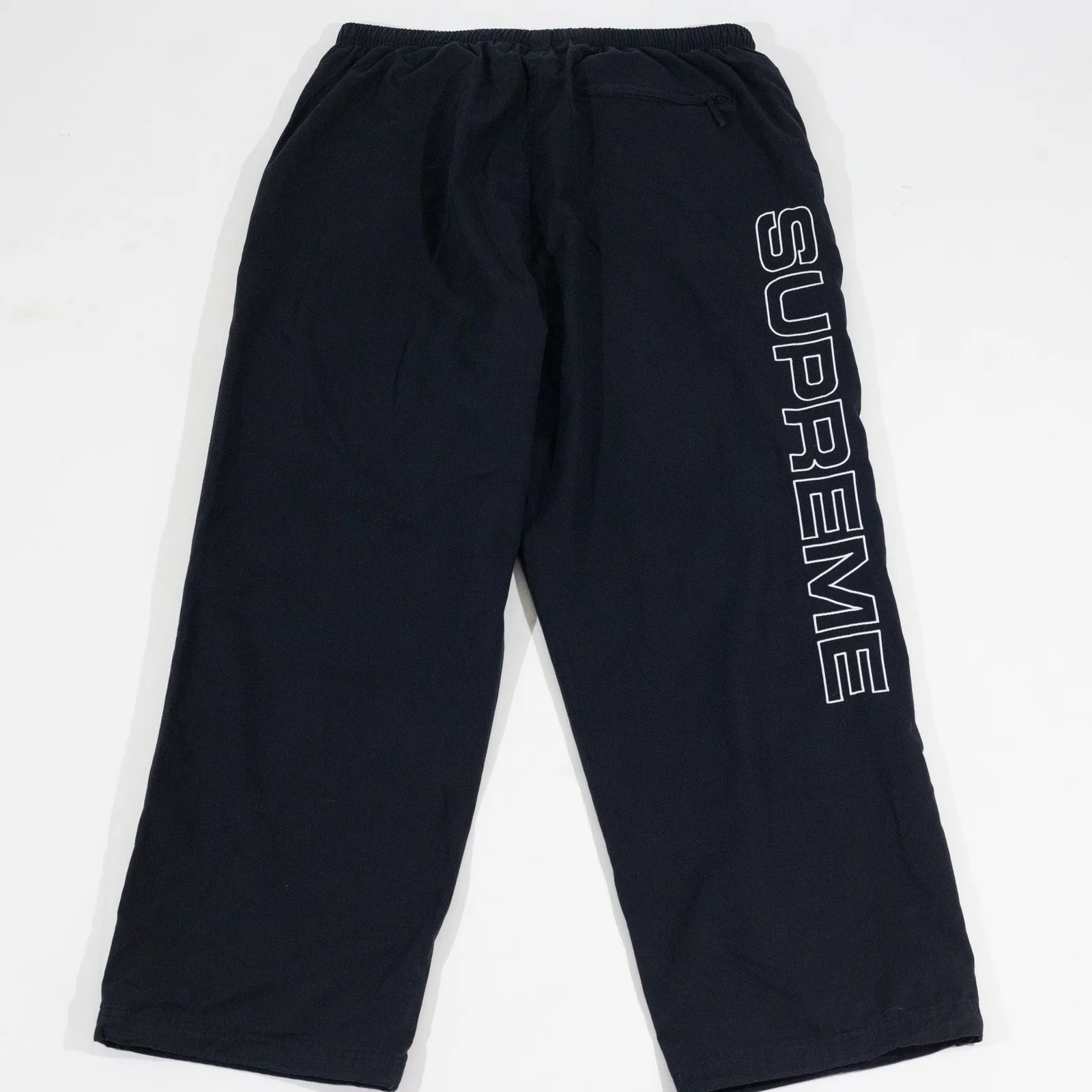 Calça Supreme Spellout Embroidered — foto 2