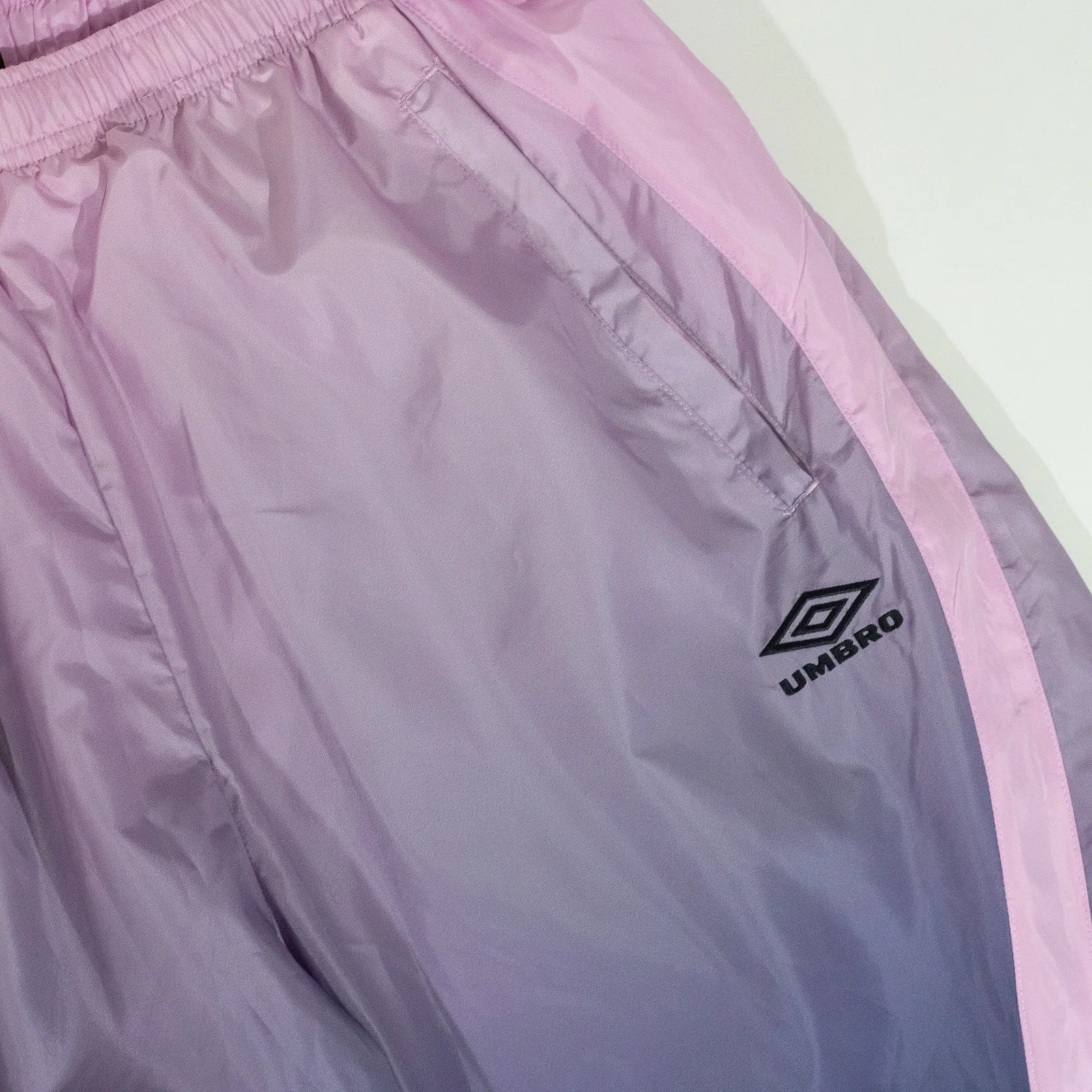 Conjunto Supreme x Umbro Track Gradient Rosa — foto 8