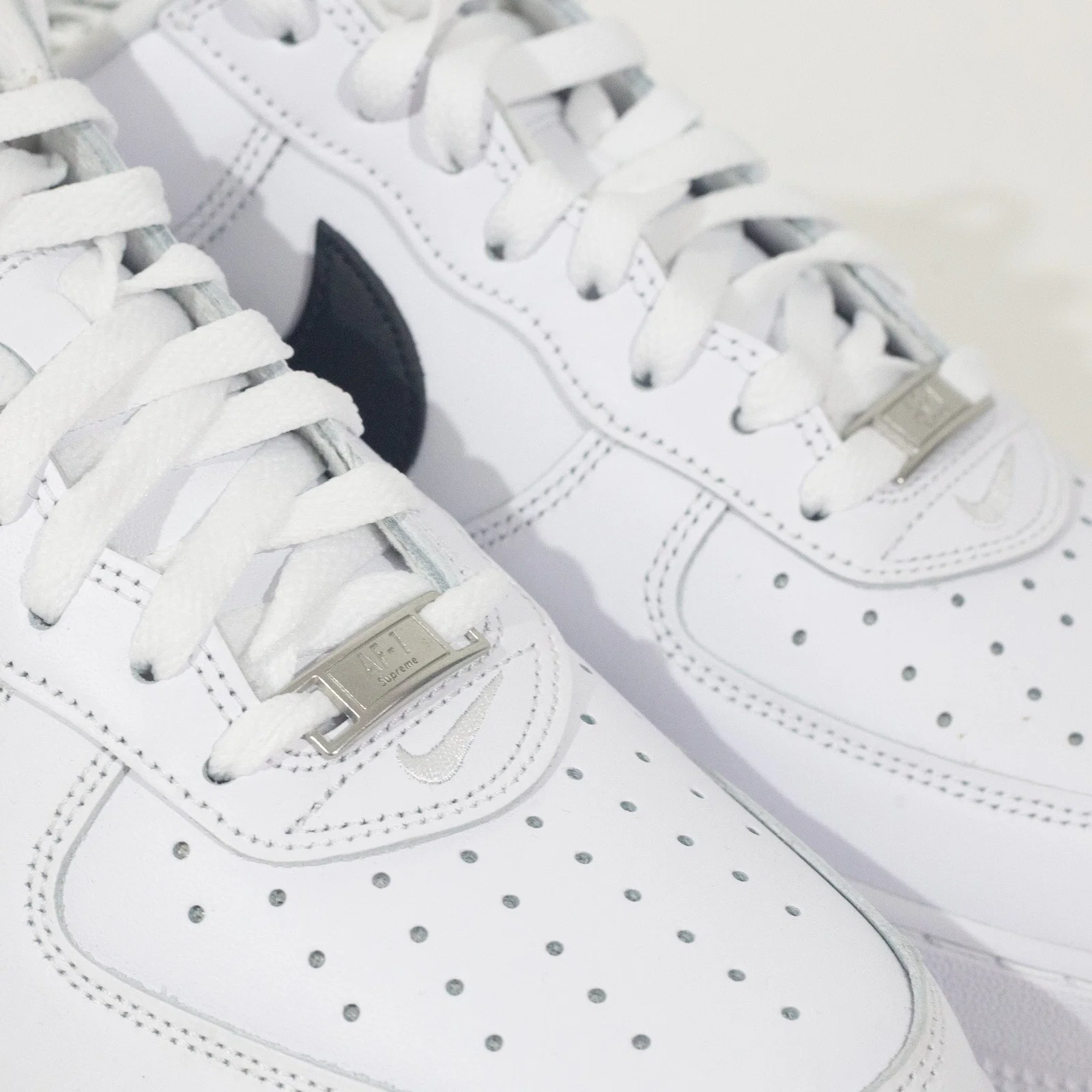 Nike Air Force x Supreme Branco — foto 5
