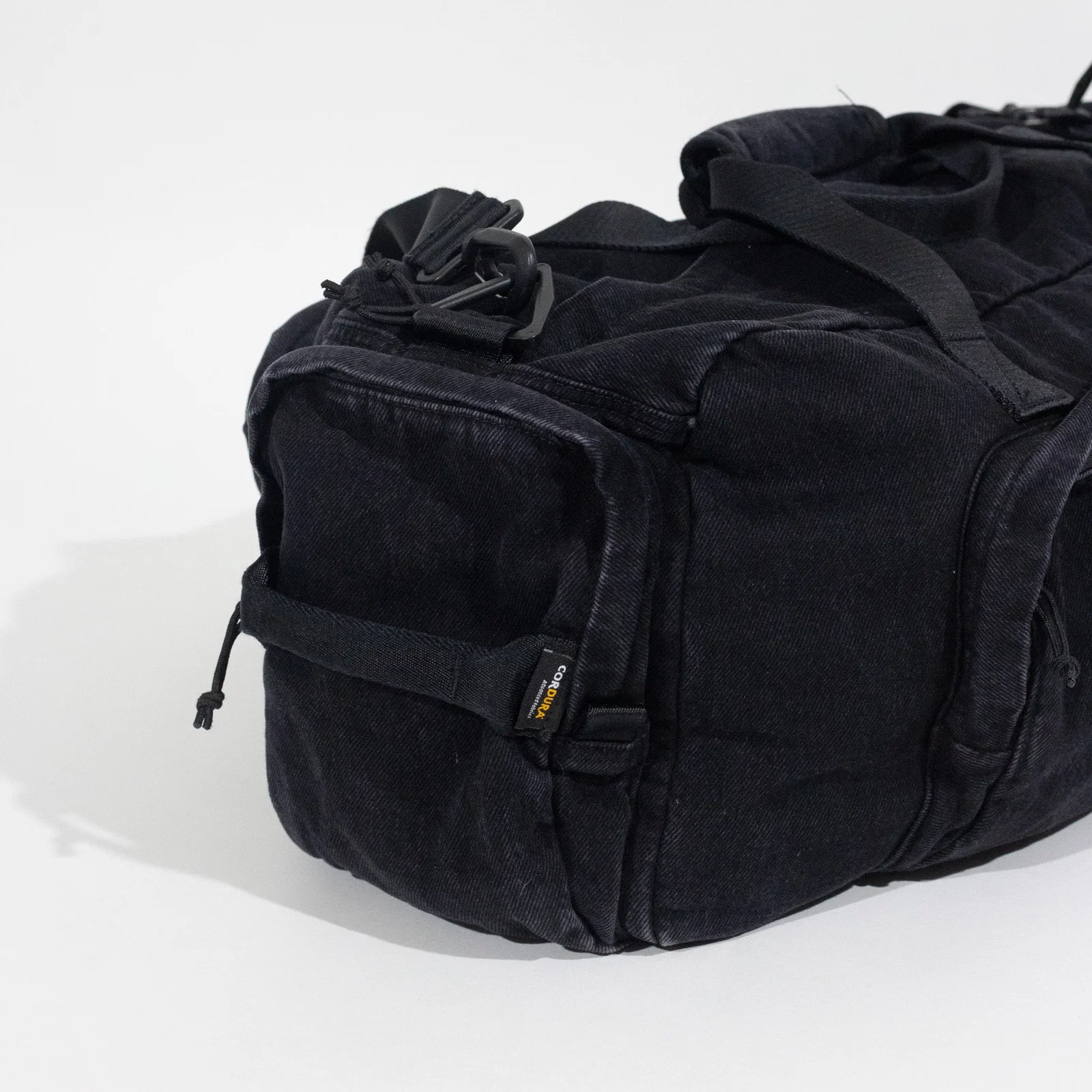 Duffle Bag Supreme Denim Preta — foto 5