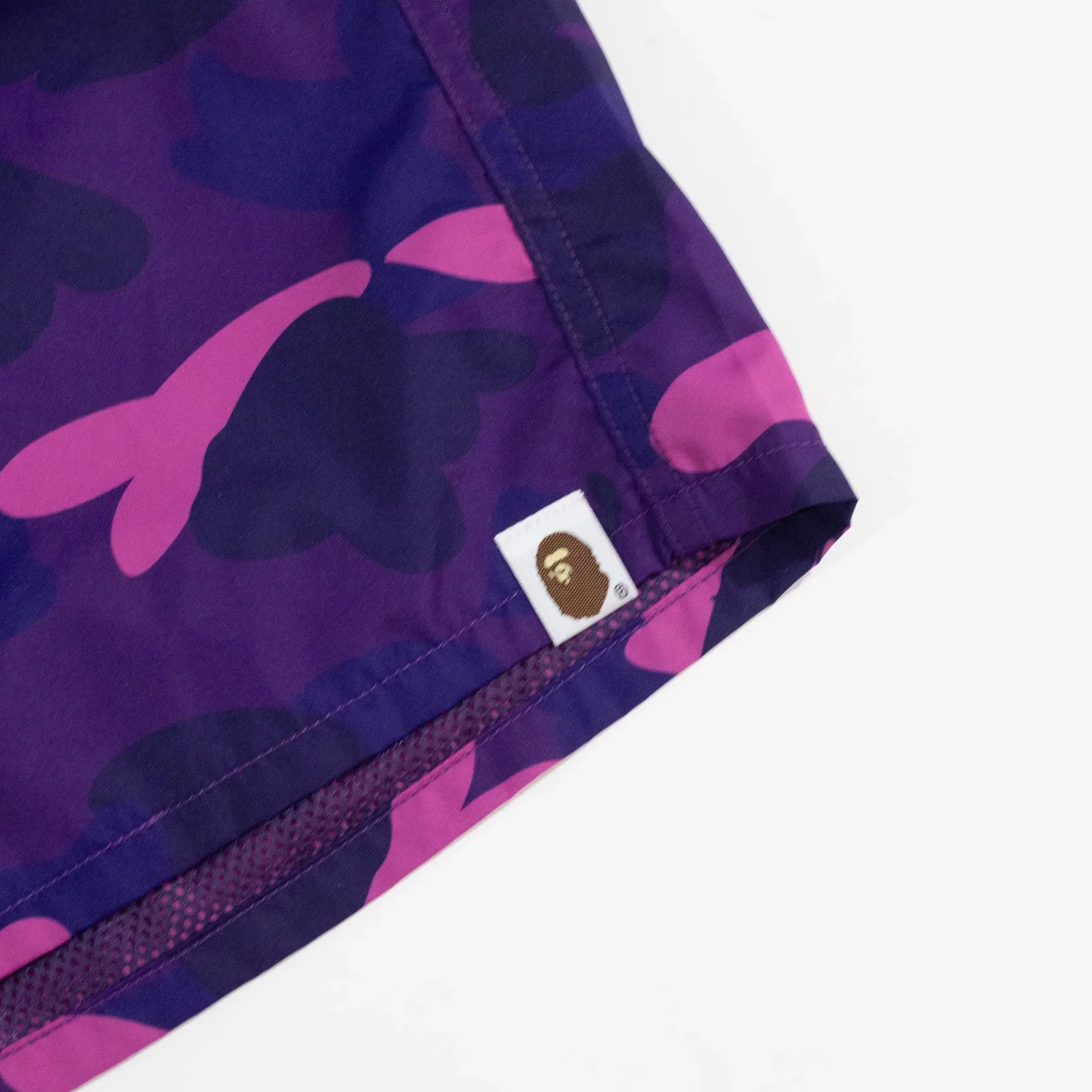 Bermuda BAPE Colour Camo One Point Beach — foto 5