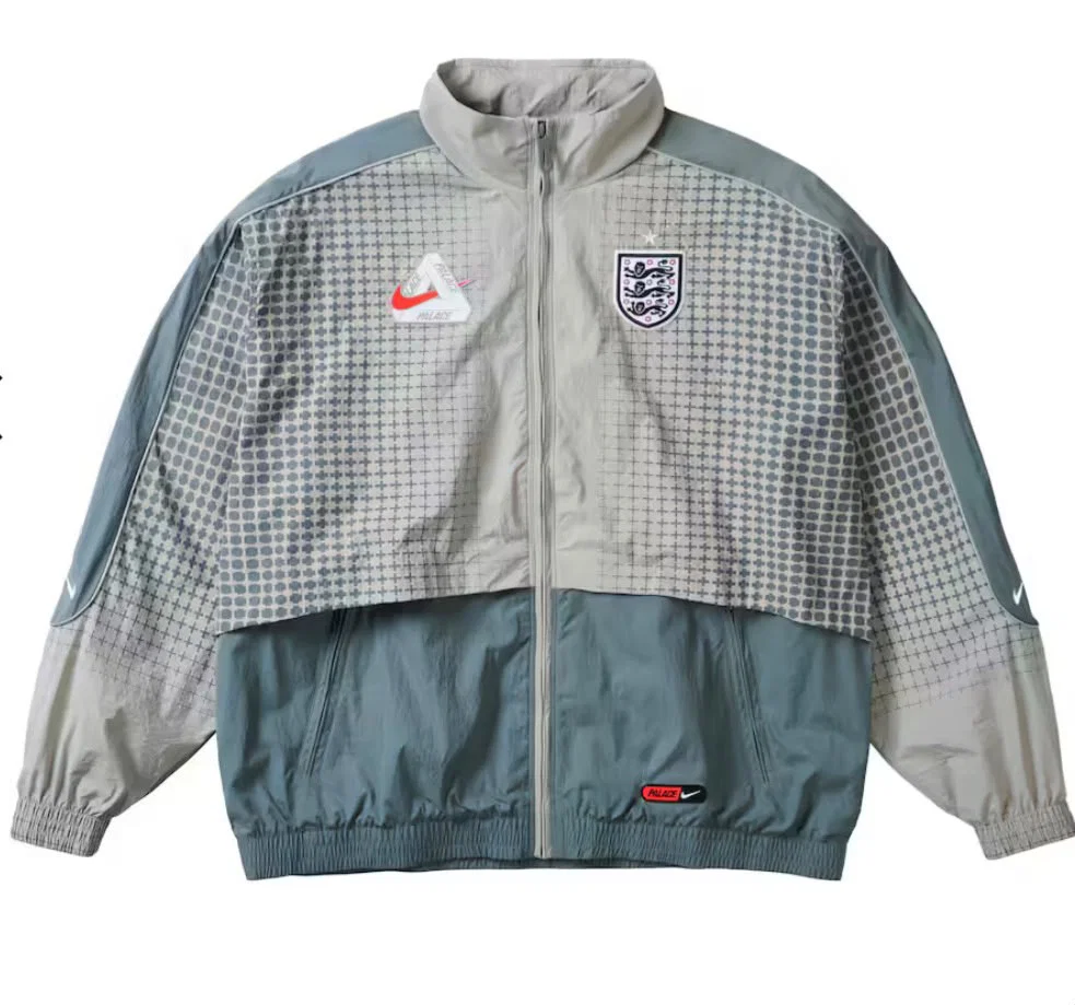 England x Palace x Nike Jaqueta Solo Swoosh Track Jacket Pewter Grey — foto 3