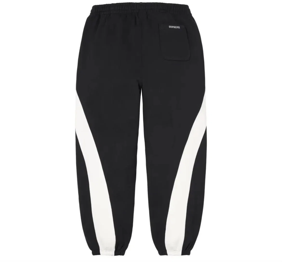 Nike x Supreme Calça Paneled Sweatpant Black FW26-W6 — foto 2