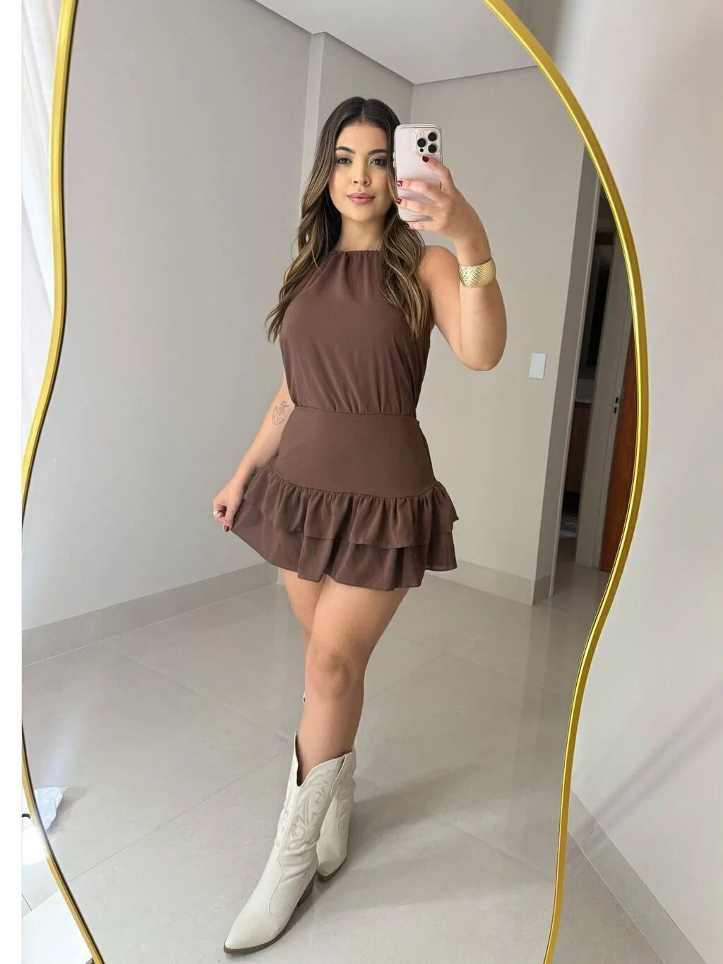 Vestido Sofia em mosseline, leve e fluido, cor e design elegante. — foto 11