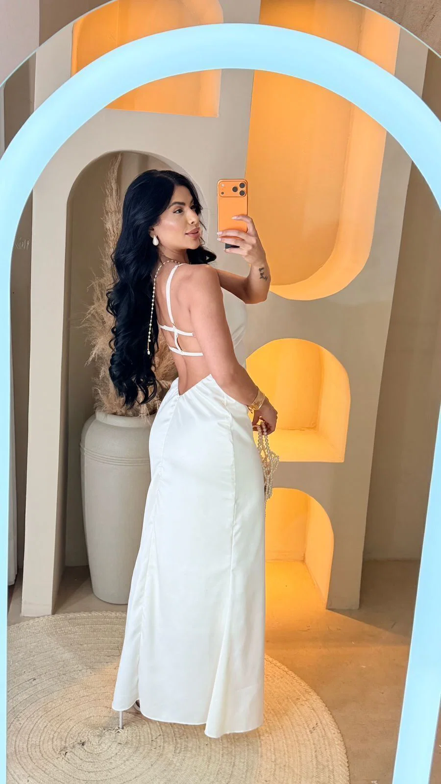 Vestido Mila em Crepe Amanda, levemente acetinado. — foto 7
