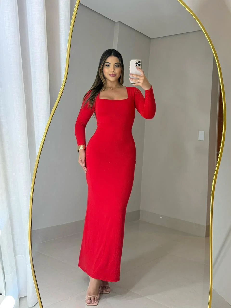 Vestido Lara em malha de poliamida dupla, caimento firme. — foto 9