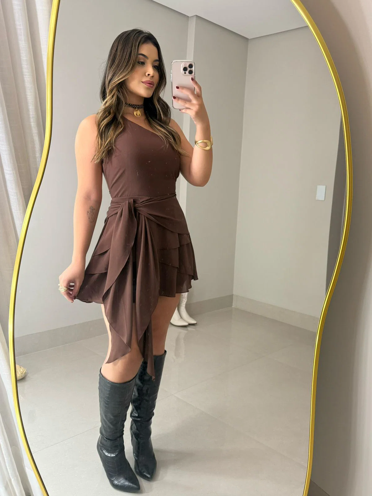 Vestido Vanessa em mosseline com lenço multiformas. — foto 6
