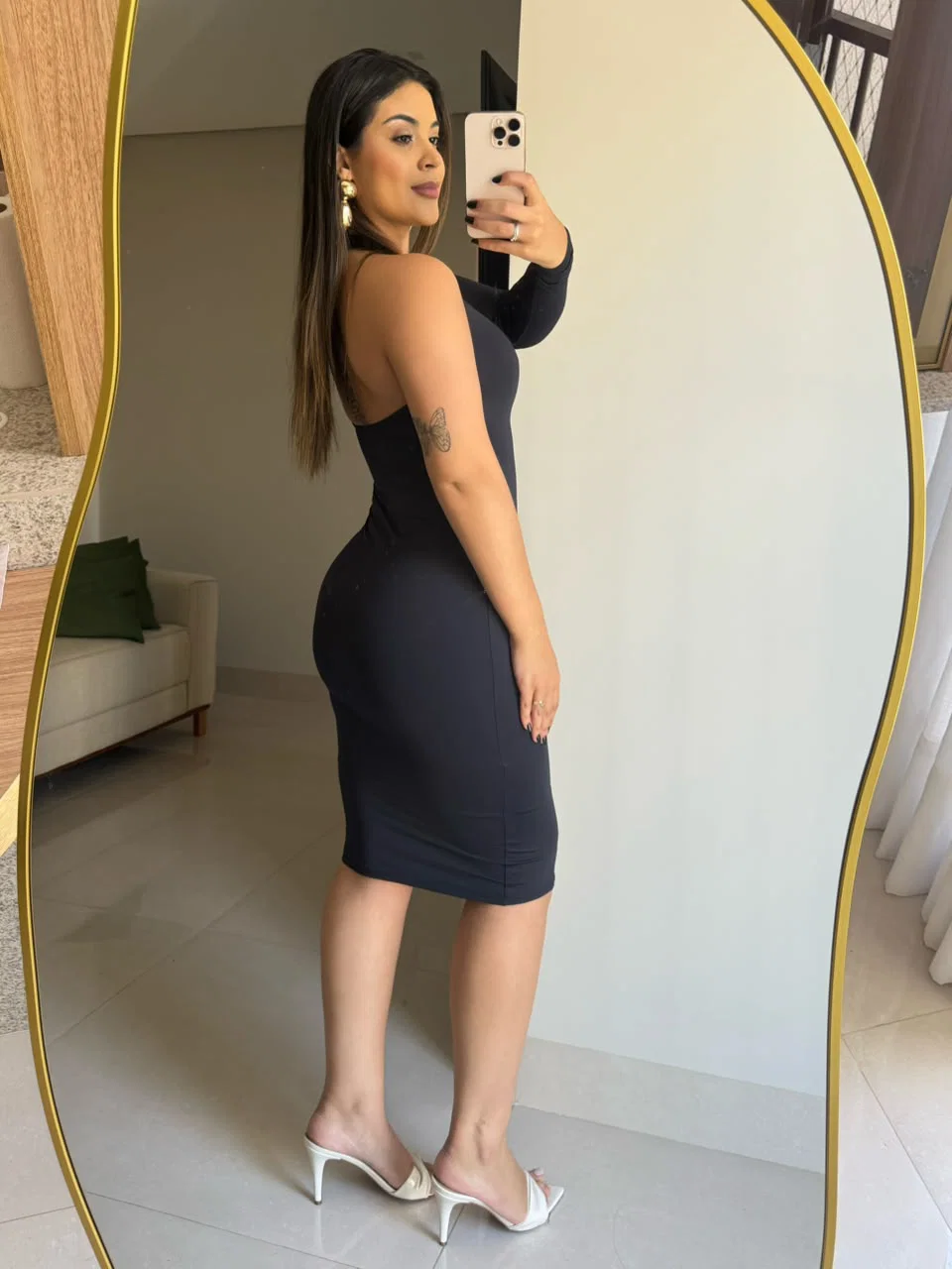 Vestido Karinny de poliamida dupla, caimento firme e confortável. — foto 3