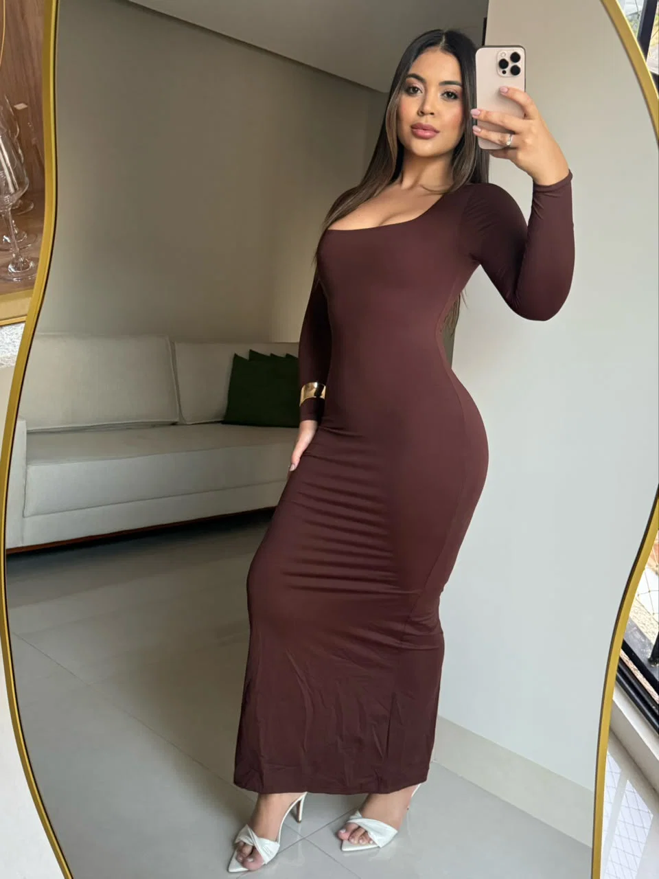 Vestido Lara em malha de poliamida dupla, caimento firme. — foto 4