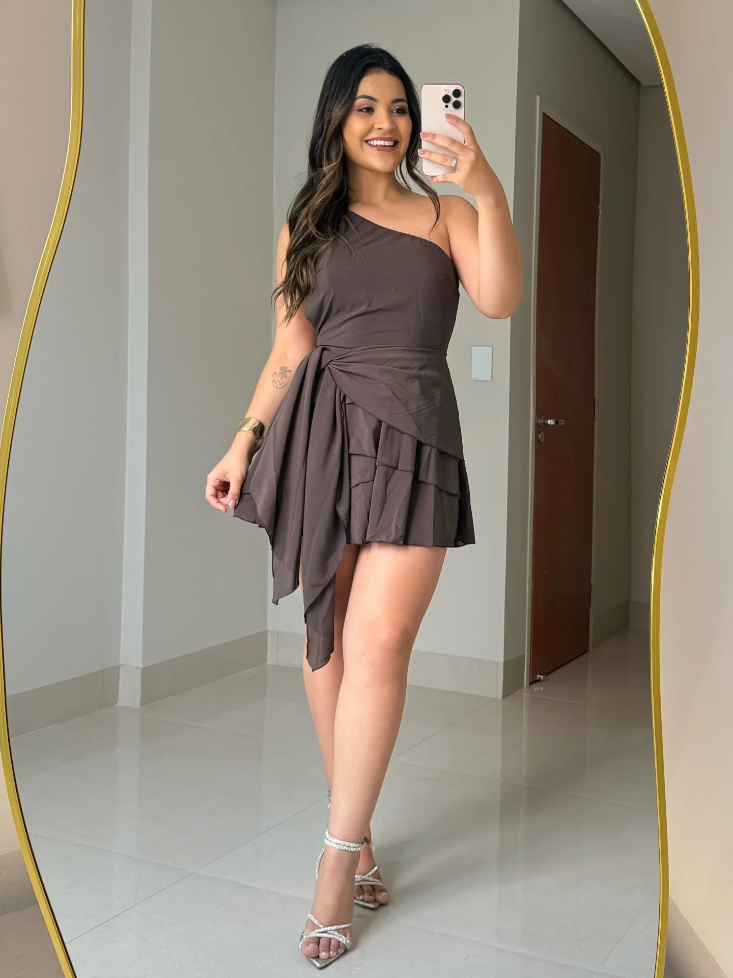 Vestido Vanessa em mosseline com lenço multiformas. — foto 3