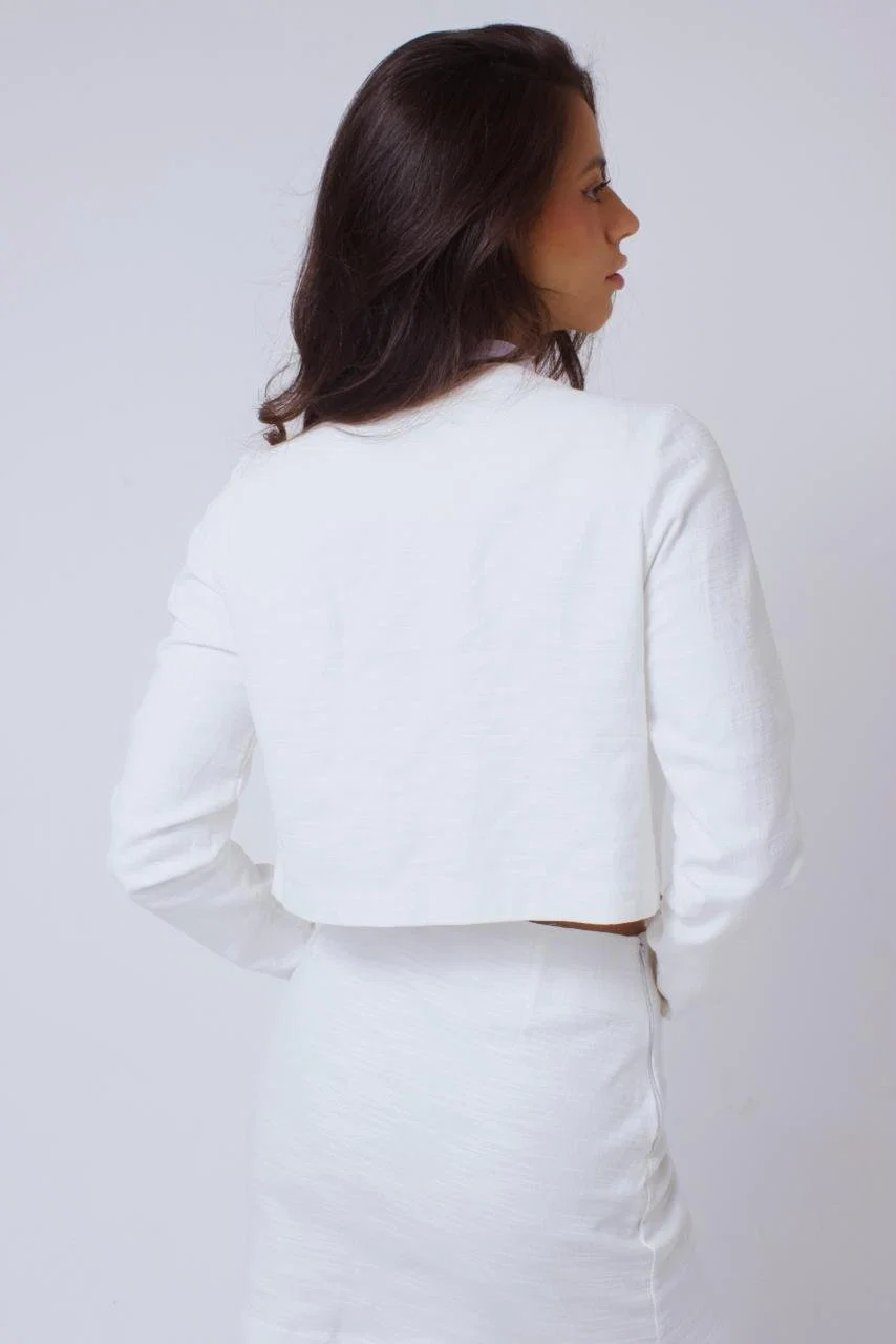Casaco Blair cropped em tweed com botões dourados — foto 10