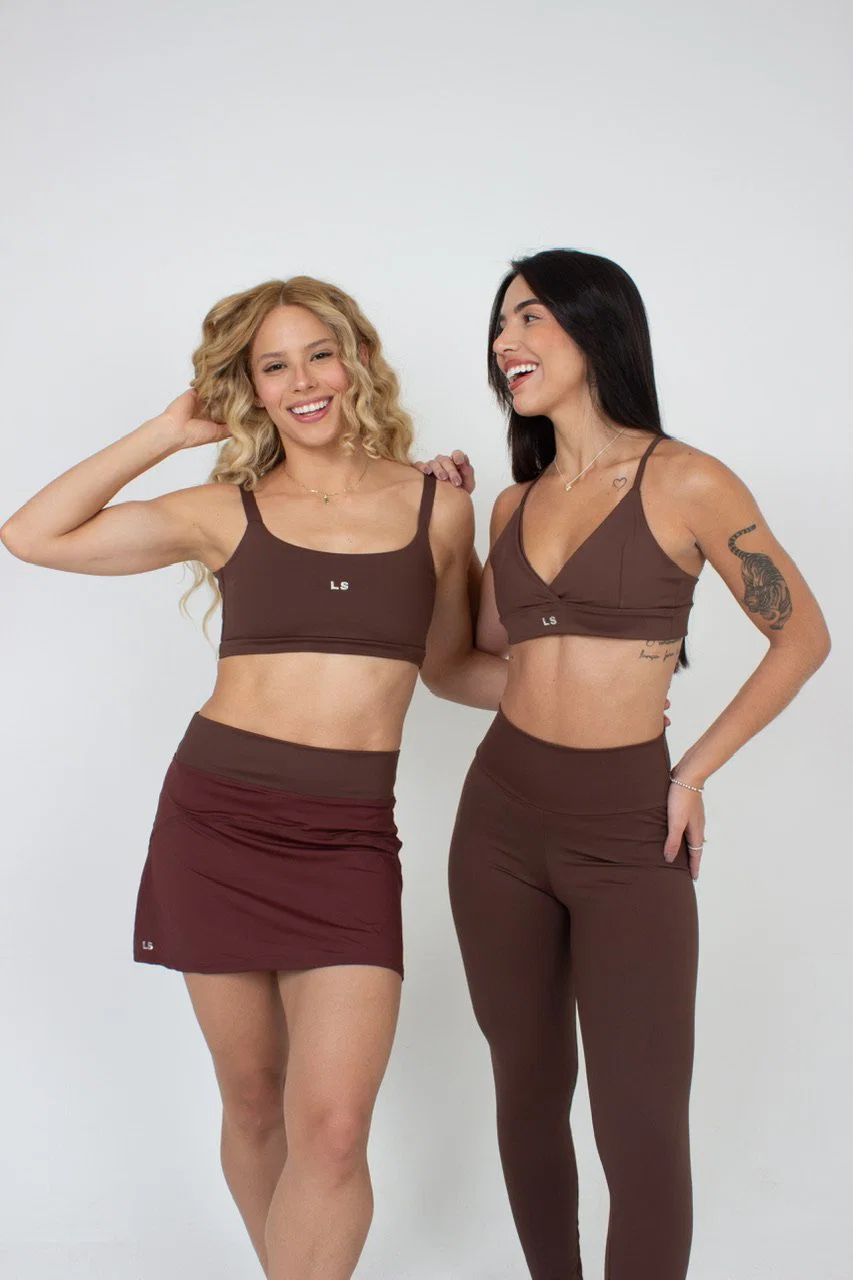Calça legging preta com cintura alta da Lus Store. — foto 7