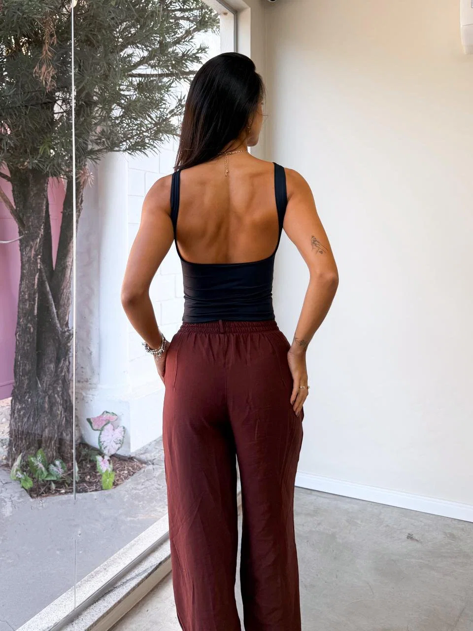 Blusa Laura Costa Nua com alças finas e costas nuas. — foto 11