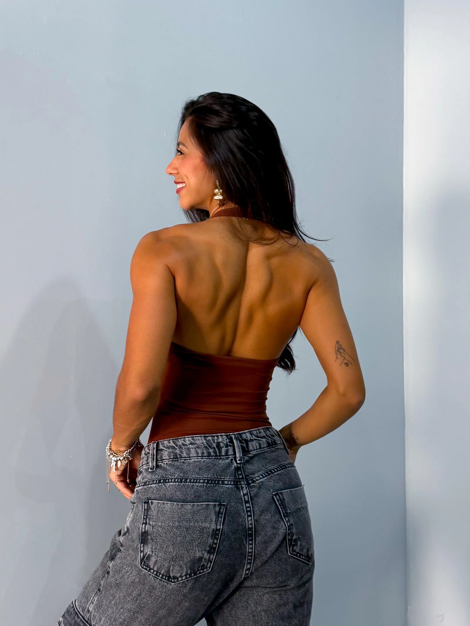 Body feminino frente única em tecido de poliamida. — foto 12