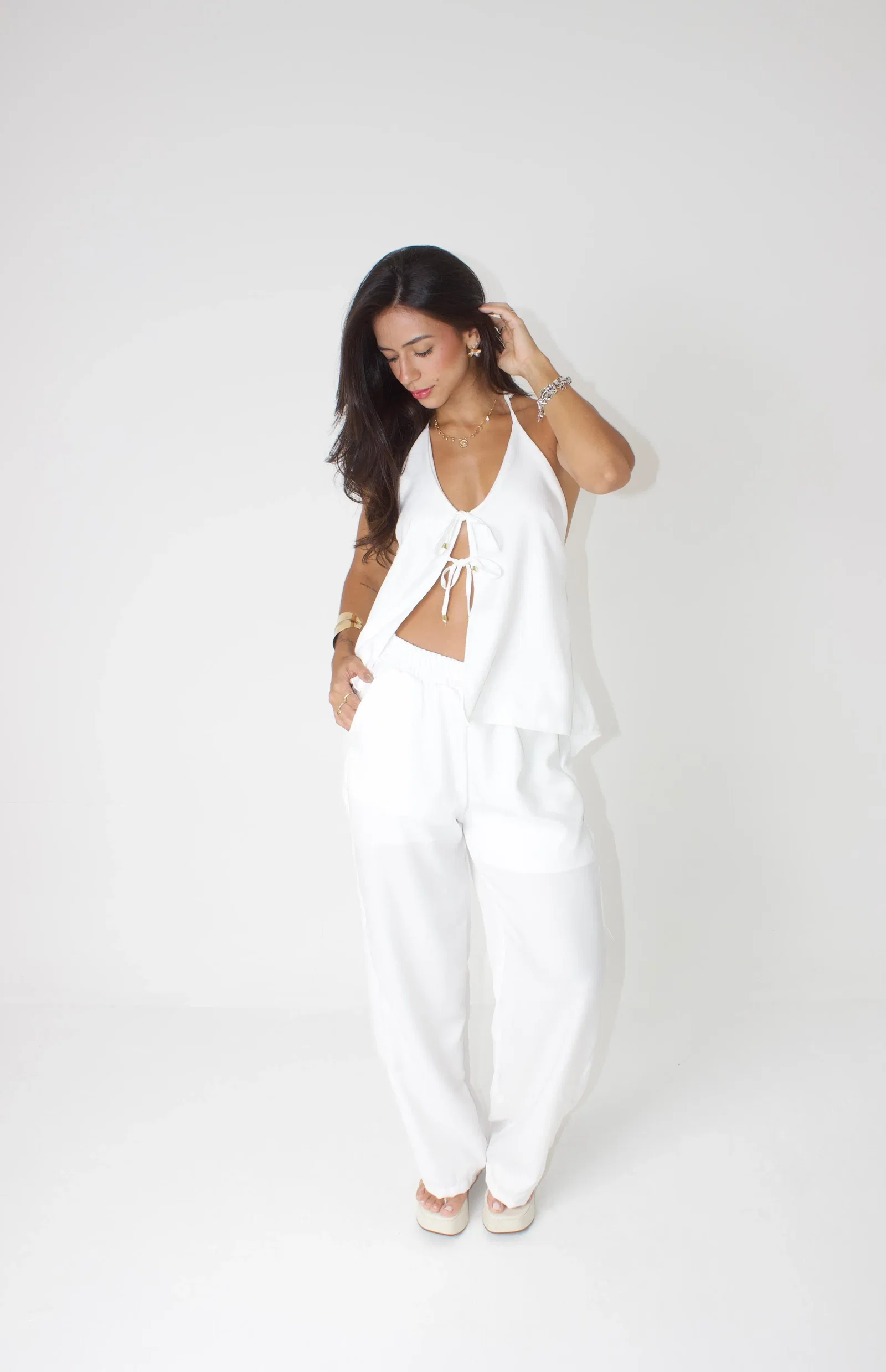 Calça feminina pantalona Mel em tecido linho wash. — foto 5